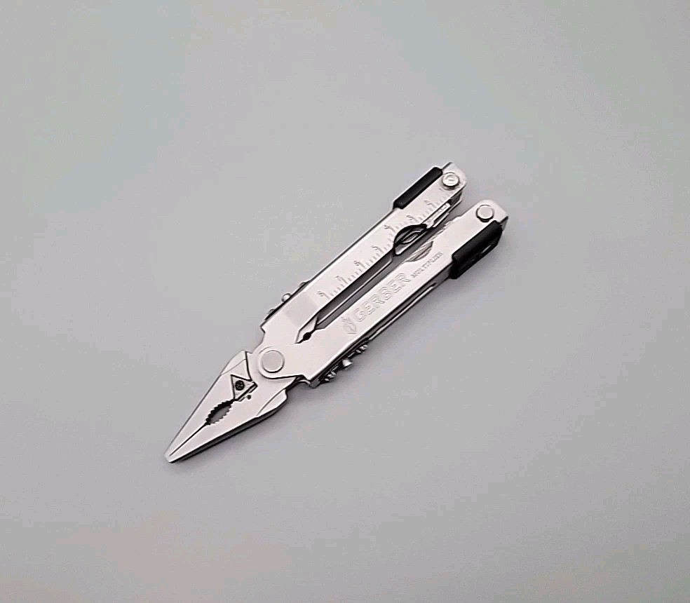 Gerber MP600 Multiplier Multi-Tool /w REMGRIT – Carbide Cutter Pliers