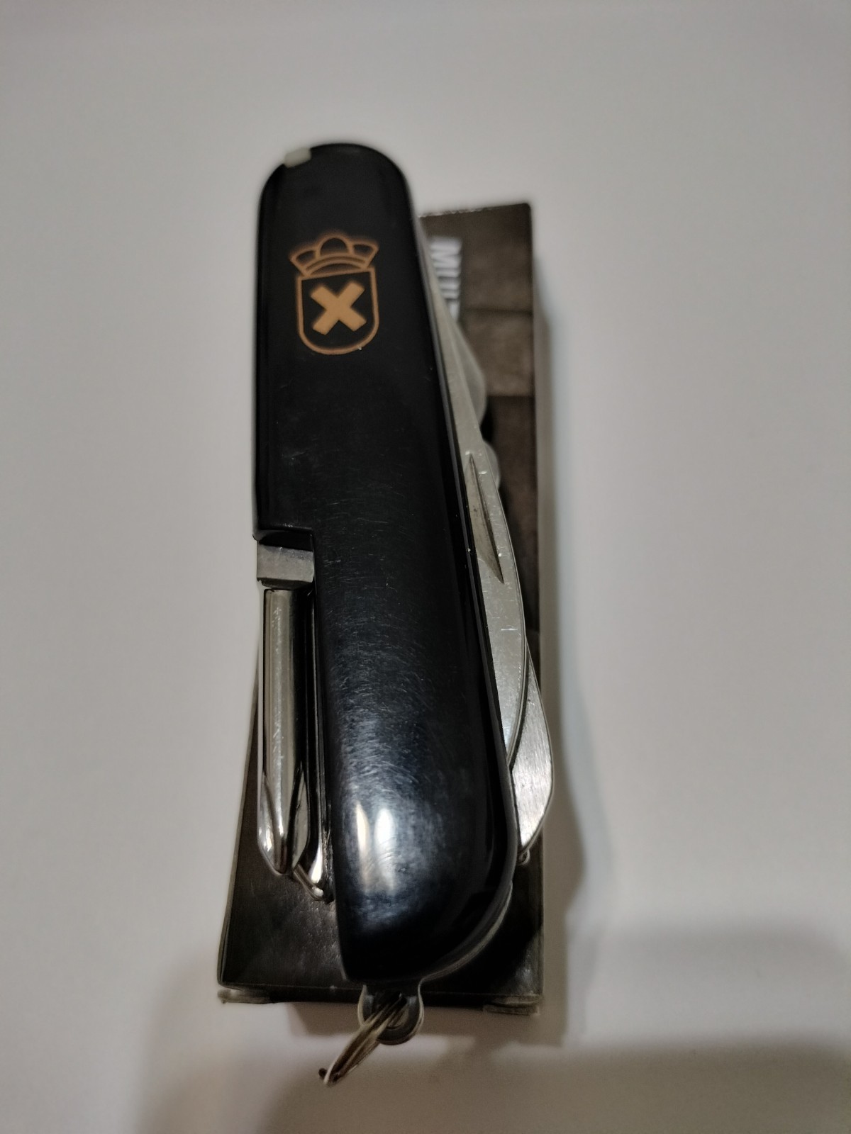 MULTIFUNCTION POCKET KNIFE STAINLESS STEEL UP TO 10 TOOLS NEW IN BOX .