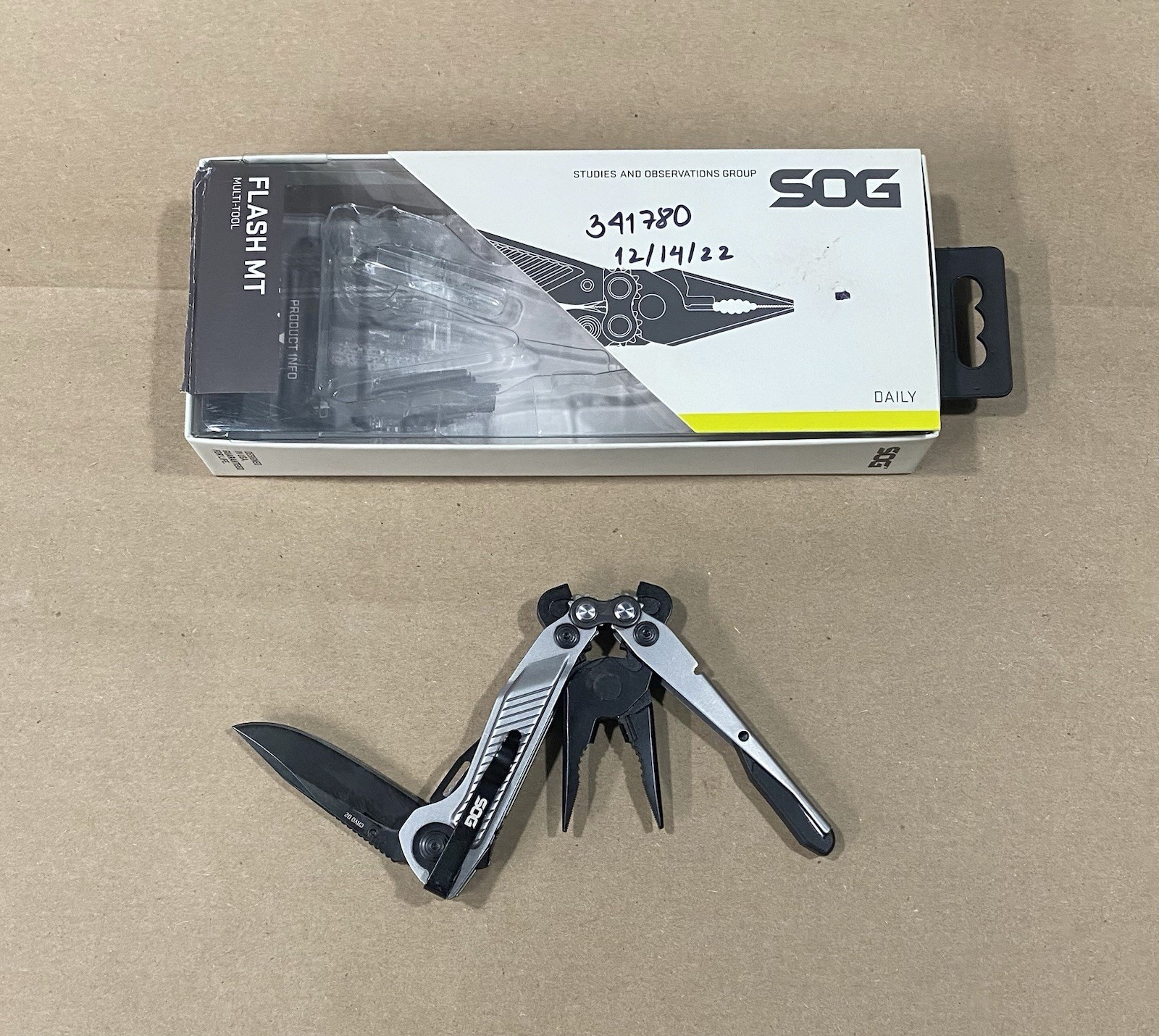 SOG FLASH MT- SILVER+BLACK