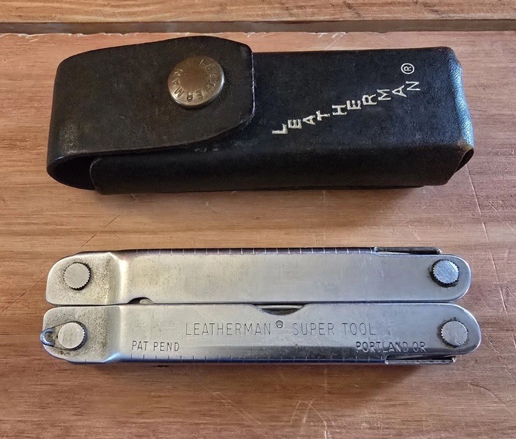 Original Leatherman Super Tool Portland USA Pat Pending / Sheath Great Condition
