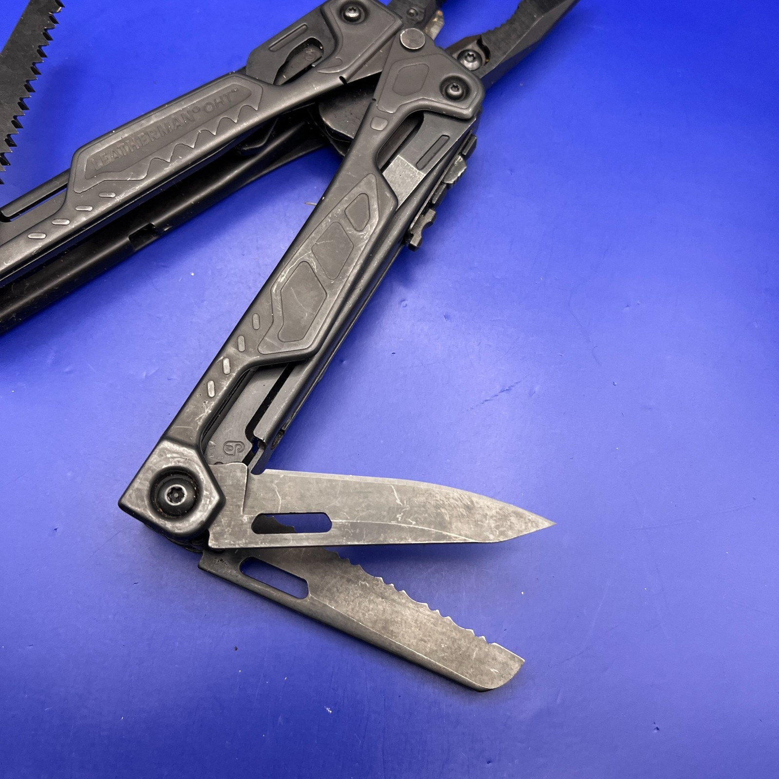 Leatherman OHT Multi-Tool Coyote Tan w/ Sheath