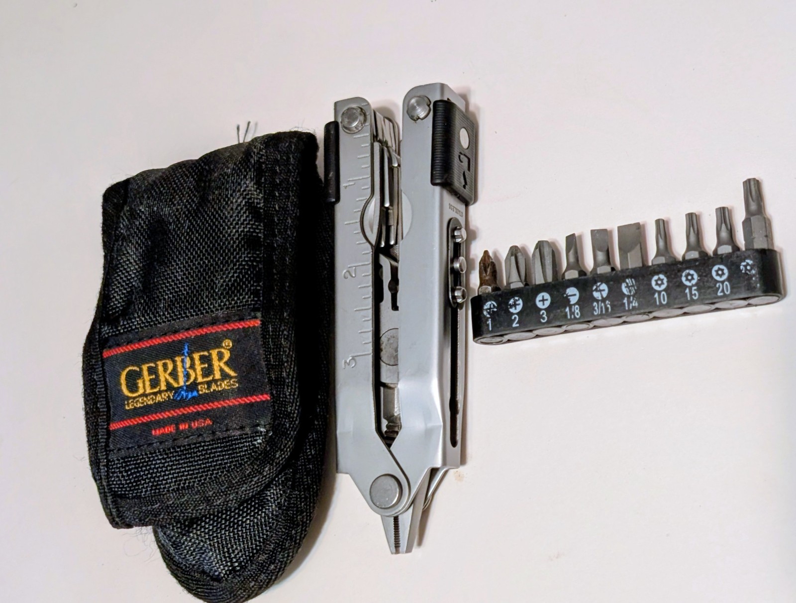 Vintage Gerber Needle Nose MP600 Multi-Tool Nylon Sheath & Socket Bits USA