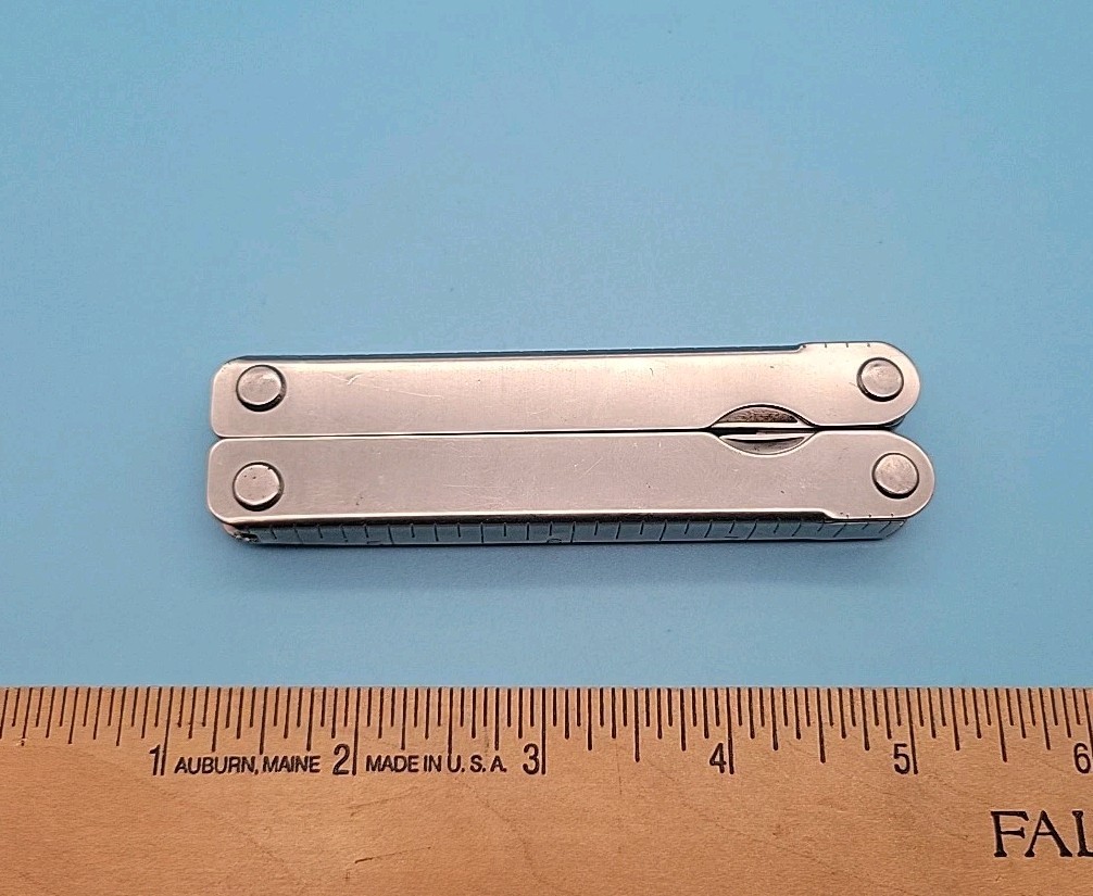 Leatherman BIG LETTER PST Multi-Tool – Knife, Pliers, File, Screwdriver -Japan