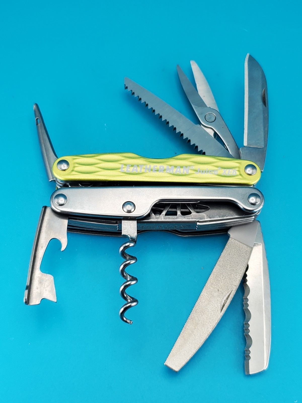 Leatherman Juice XE6 Moss Green Multi-Tool Pocket Knife Made in USA! RARE! NEW!