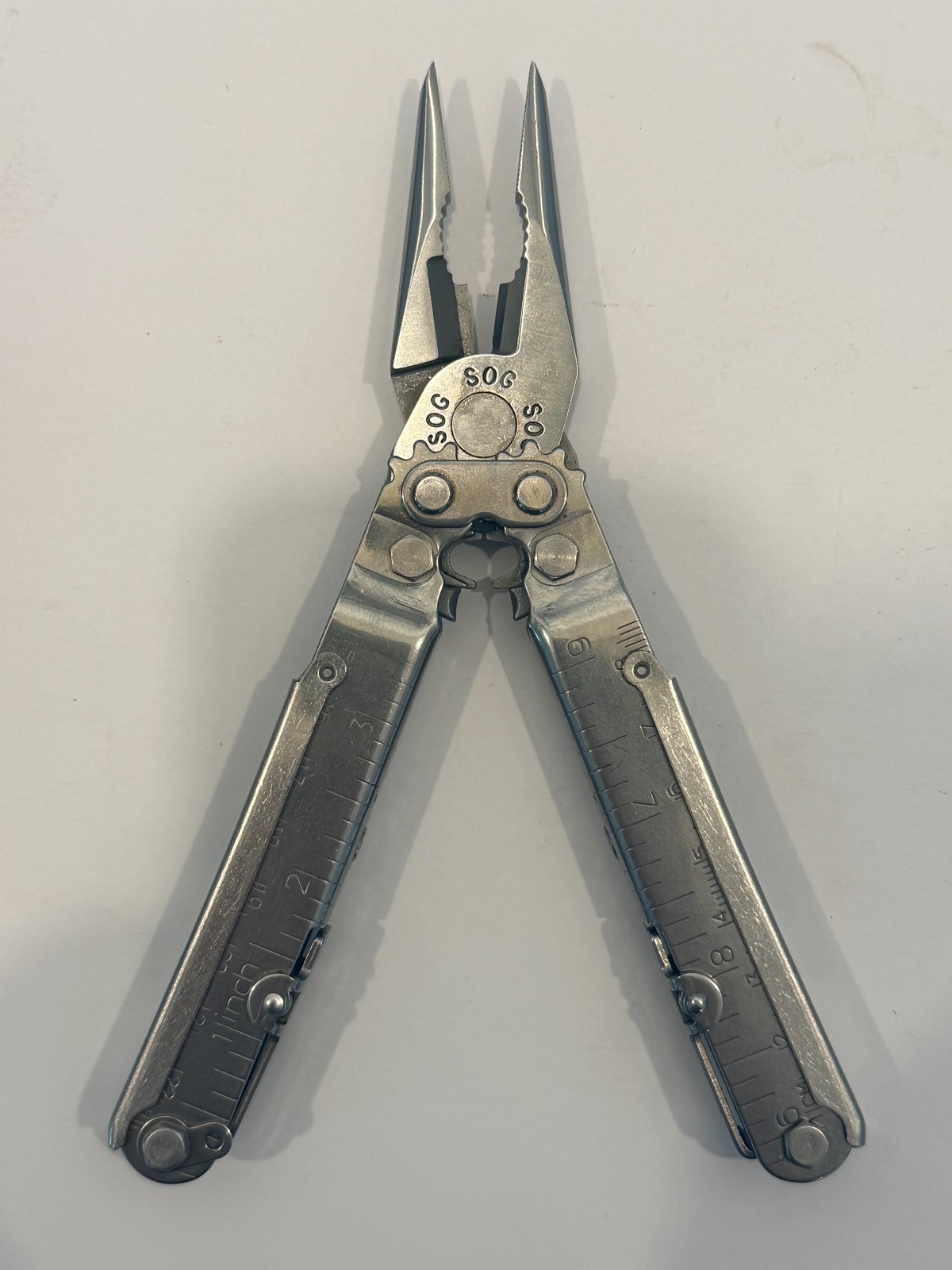 SOG PowerLock Stainless Multi-Tool Patent 5809599 w/ Leather Sheath