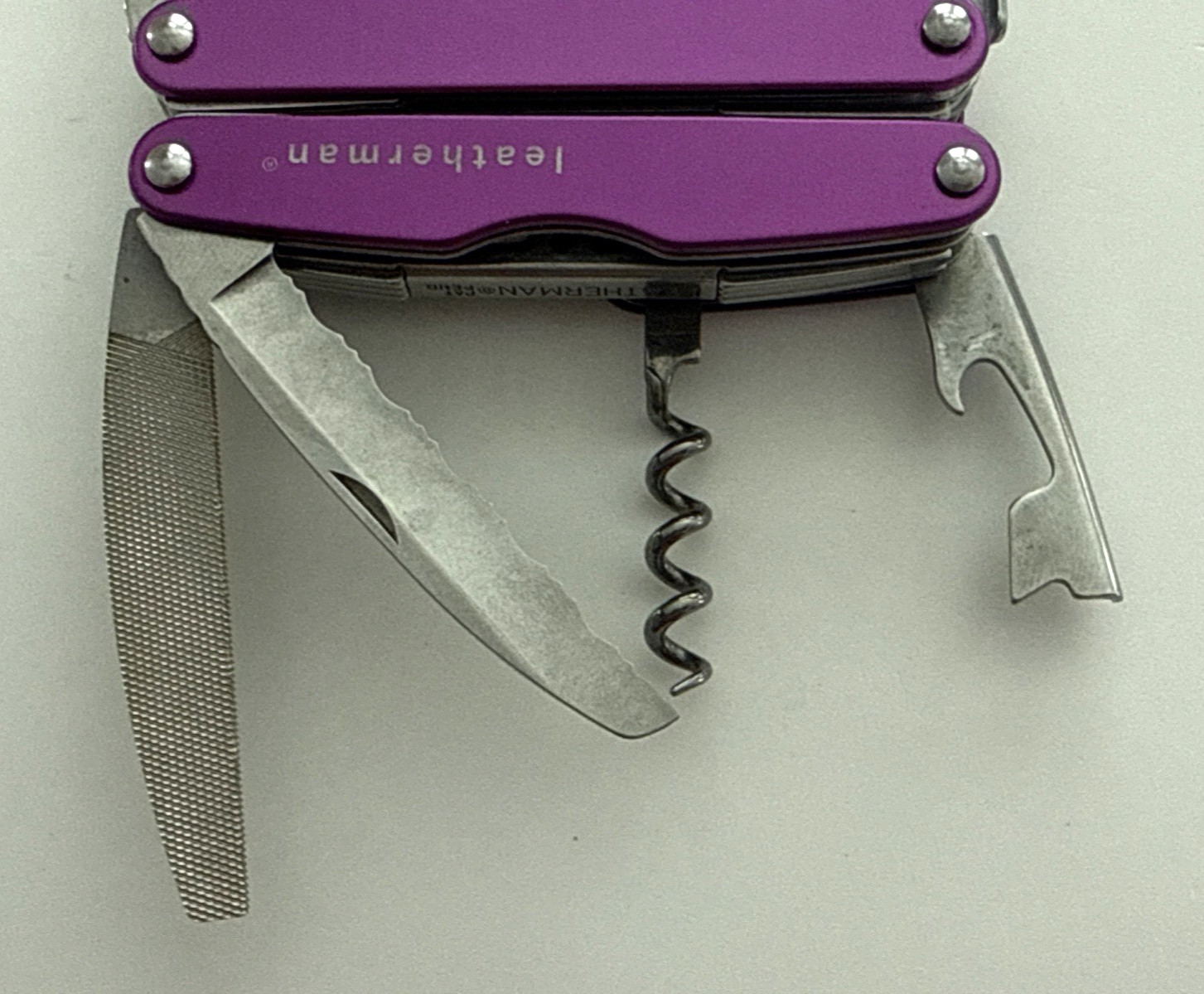 Leatherman Juice XE6 Multi-Tool Purple USA