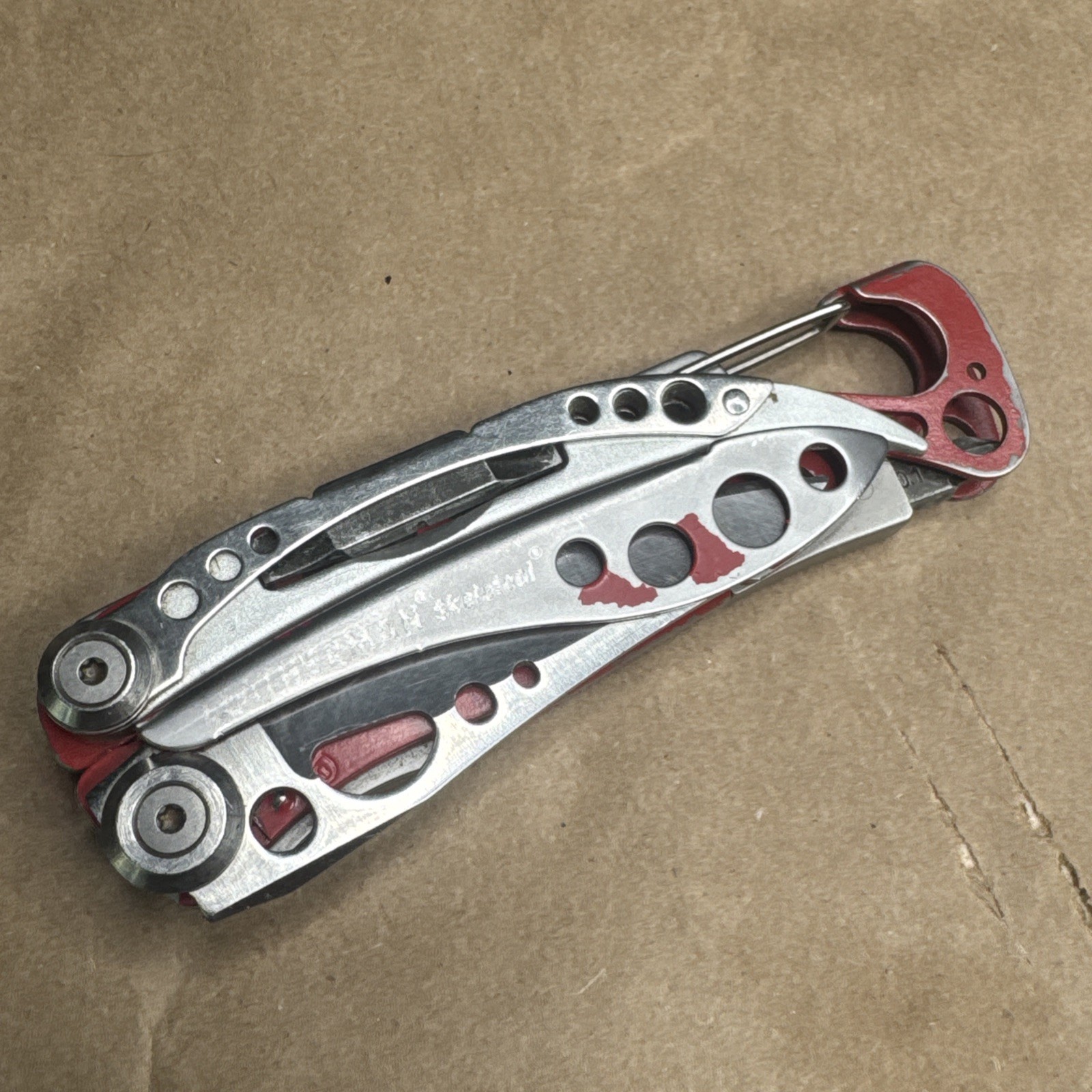 Leatherman Skeletool 7-in-1 Lightweight Multi-tool