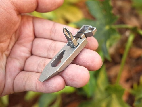 TITANER TC4 Titanium Alloy Keychain Tactical Pry Bar Opener Crowbar Outdoor EDC