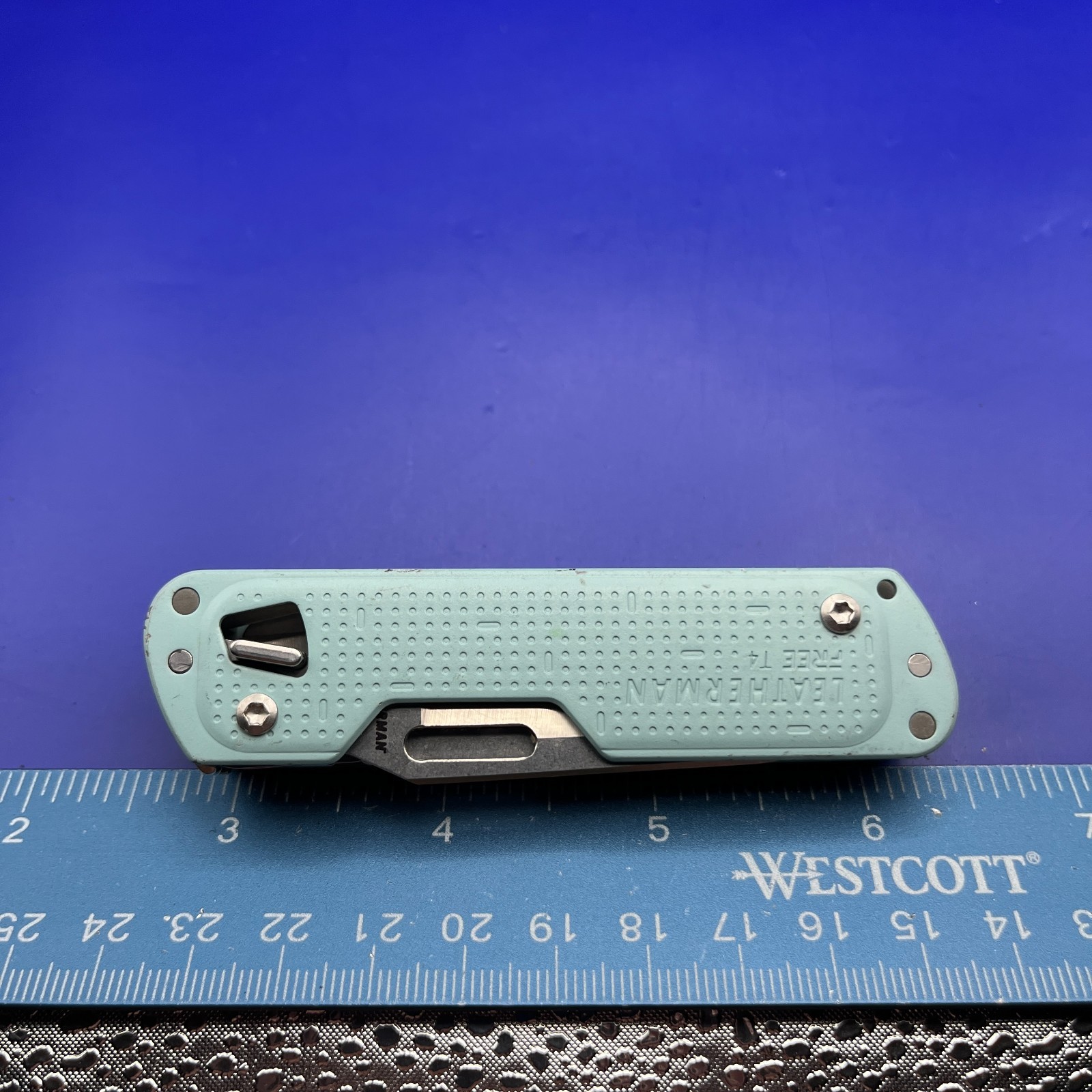 Leatherman Free T4 Aqua Multitool