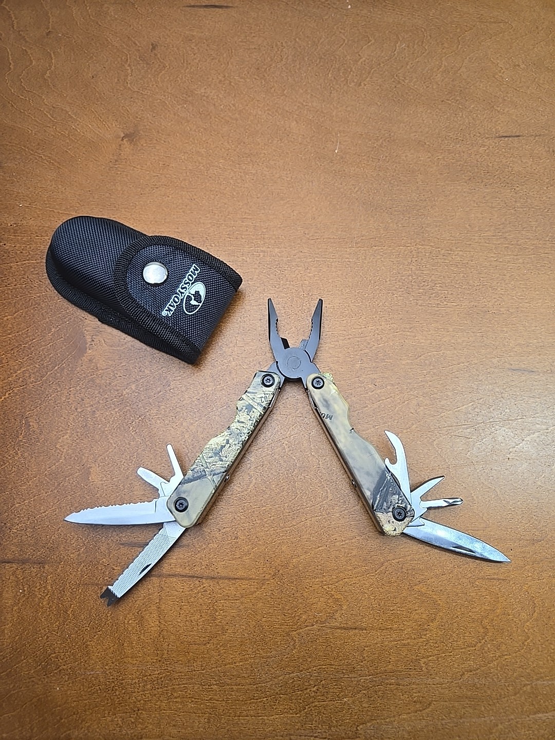 MOSSY OAK 13-in-1 Folding Multi Tool Plier Portable Pocket Knife for Camping USA