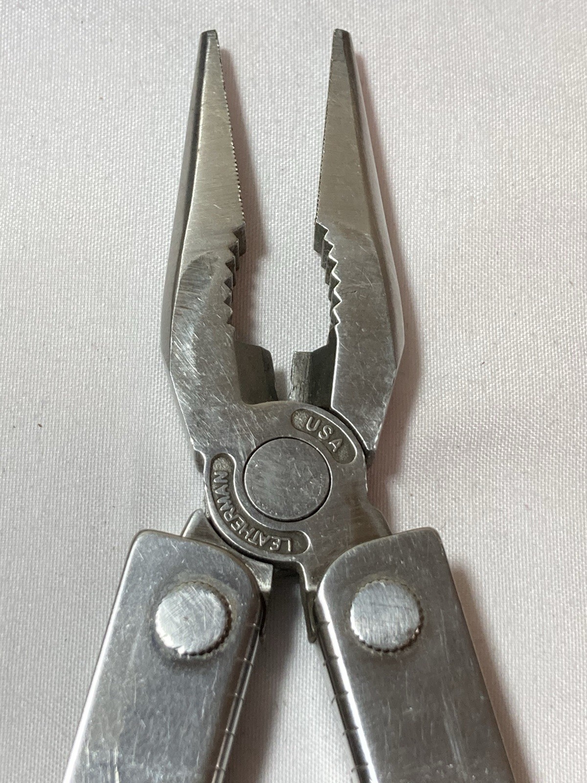 Vintage Original Leatherman TM 1325473 Multi Tool With Leather Sheath