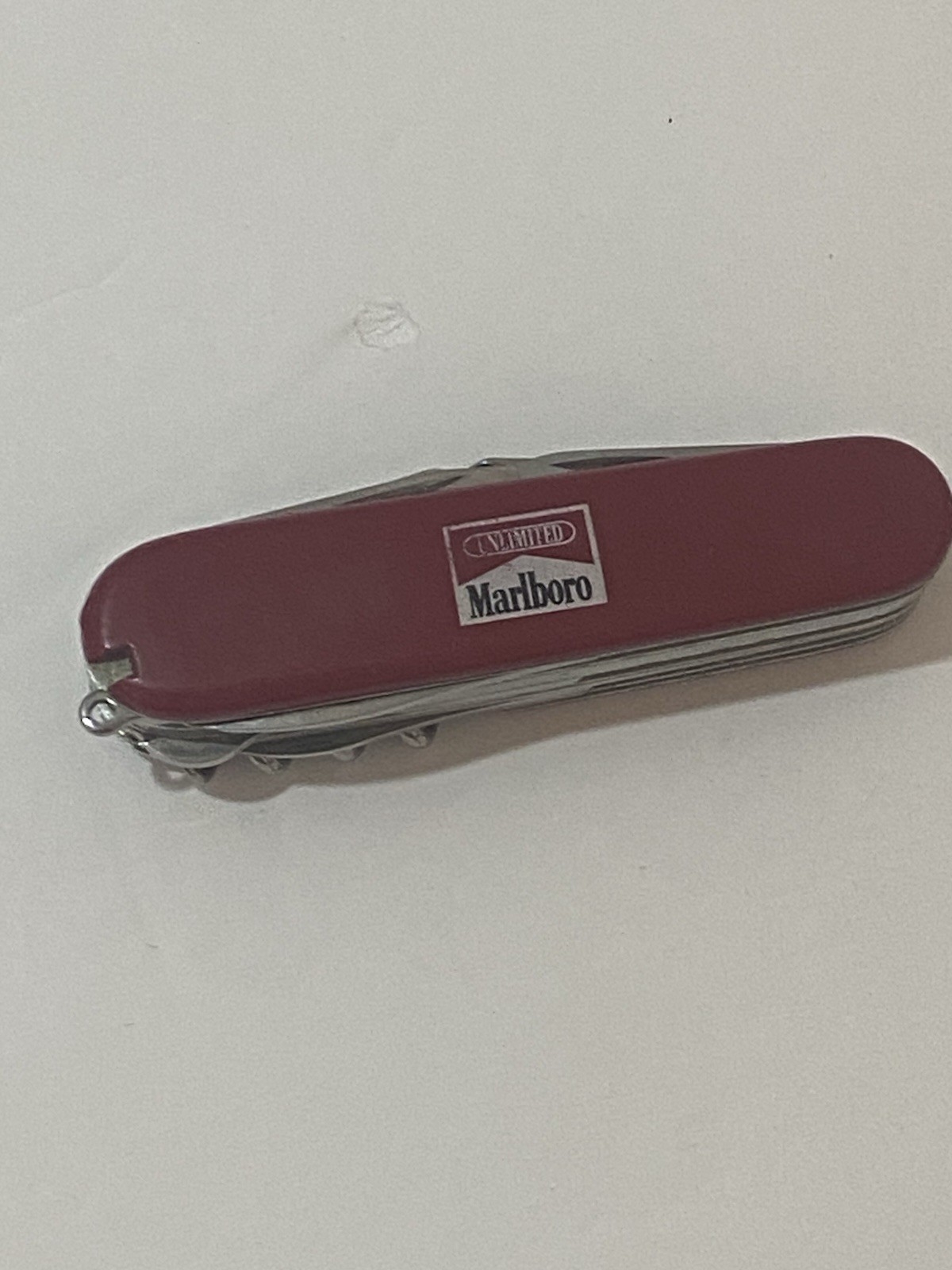 Vintage Victorinox Marlboro Unlimited SwissChamp (User Condition)