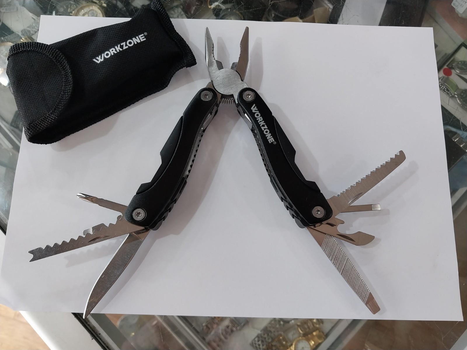 WORKZONE Multi Tool PLIERS IN POUCH