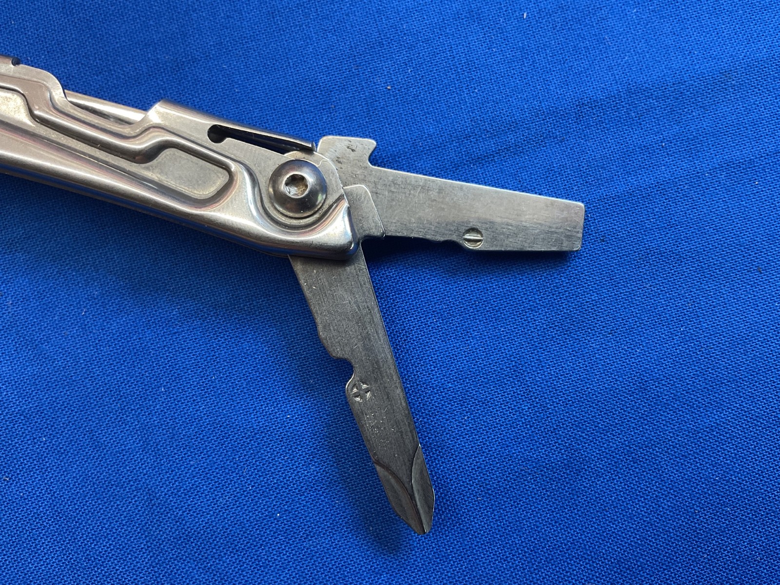 Leatherman Rev Multi-Tool Knife Plier 2024 Date Code