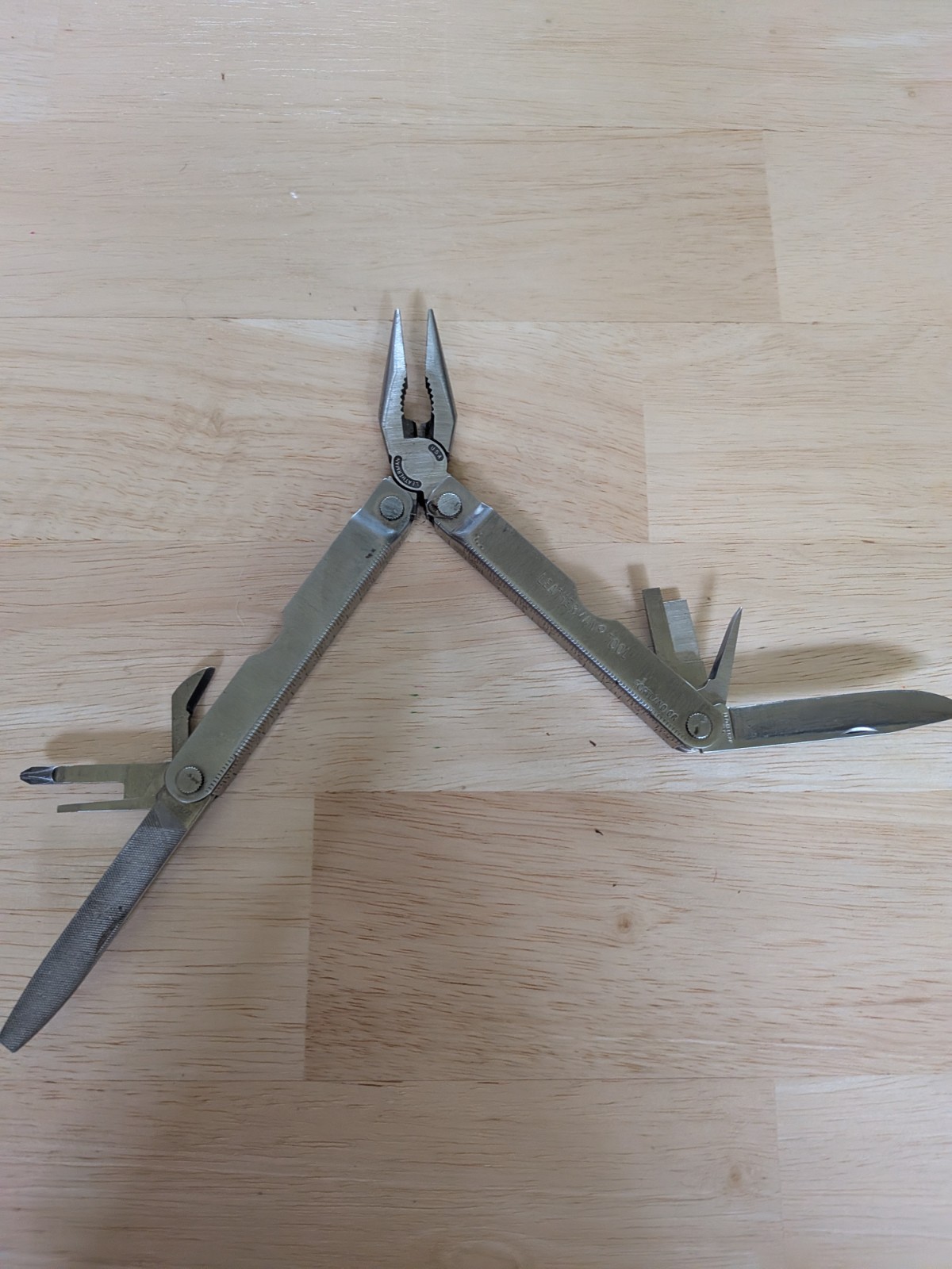 Vintage Leatherman Multi-Tool With Leather Case Made In USA-Grey 1997