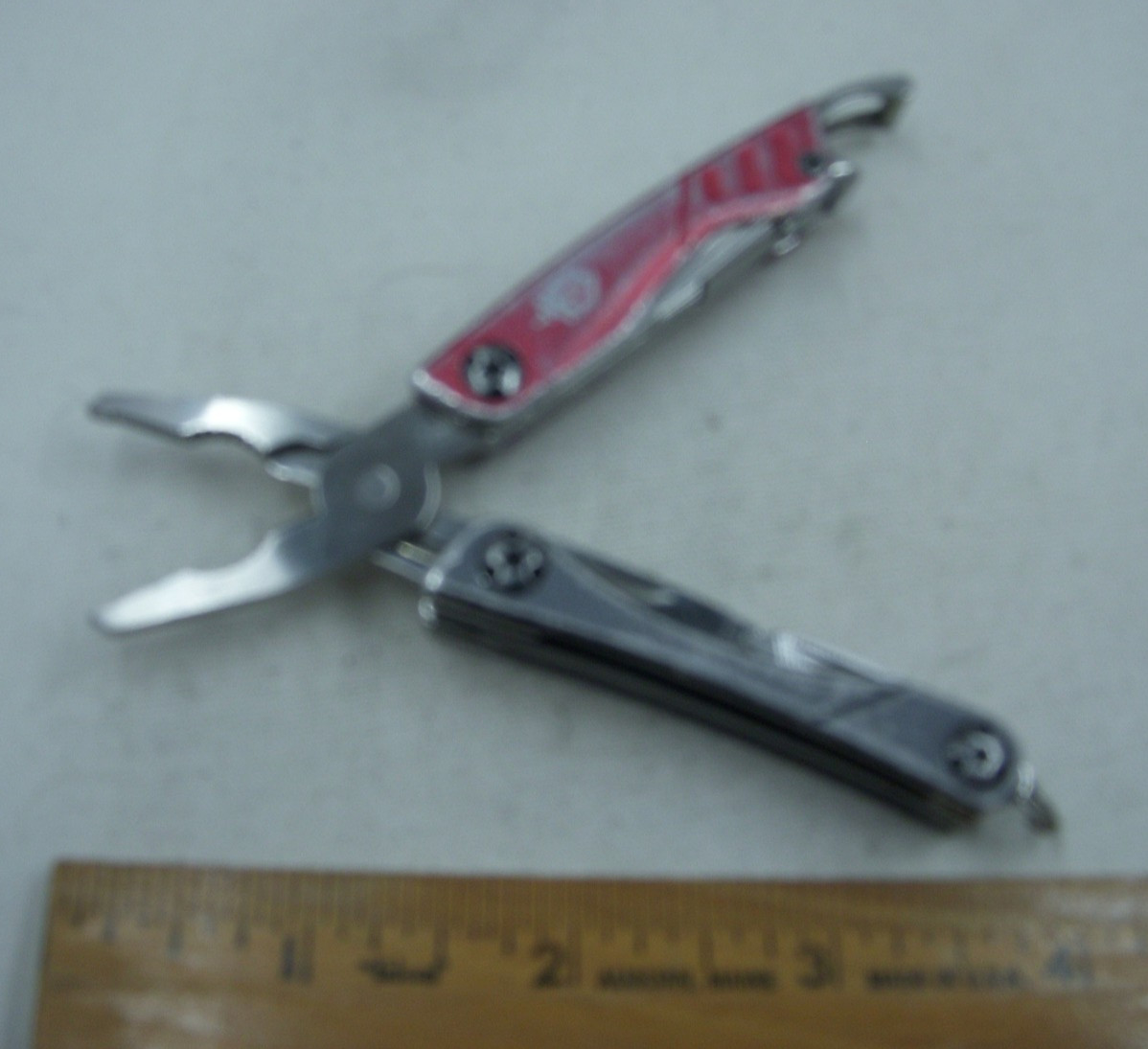 Gerber Dime 4660515D1 Red 11 Function Multi Tool