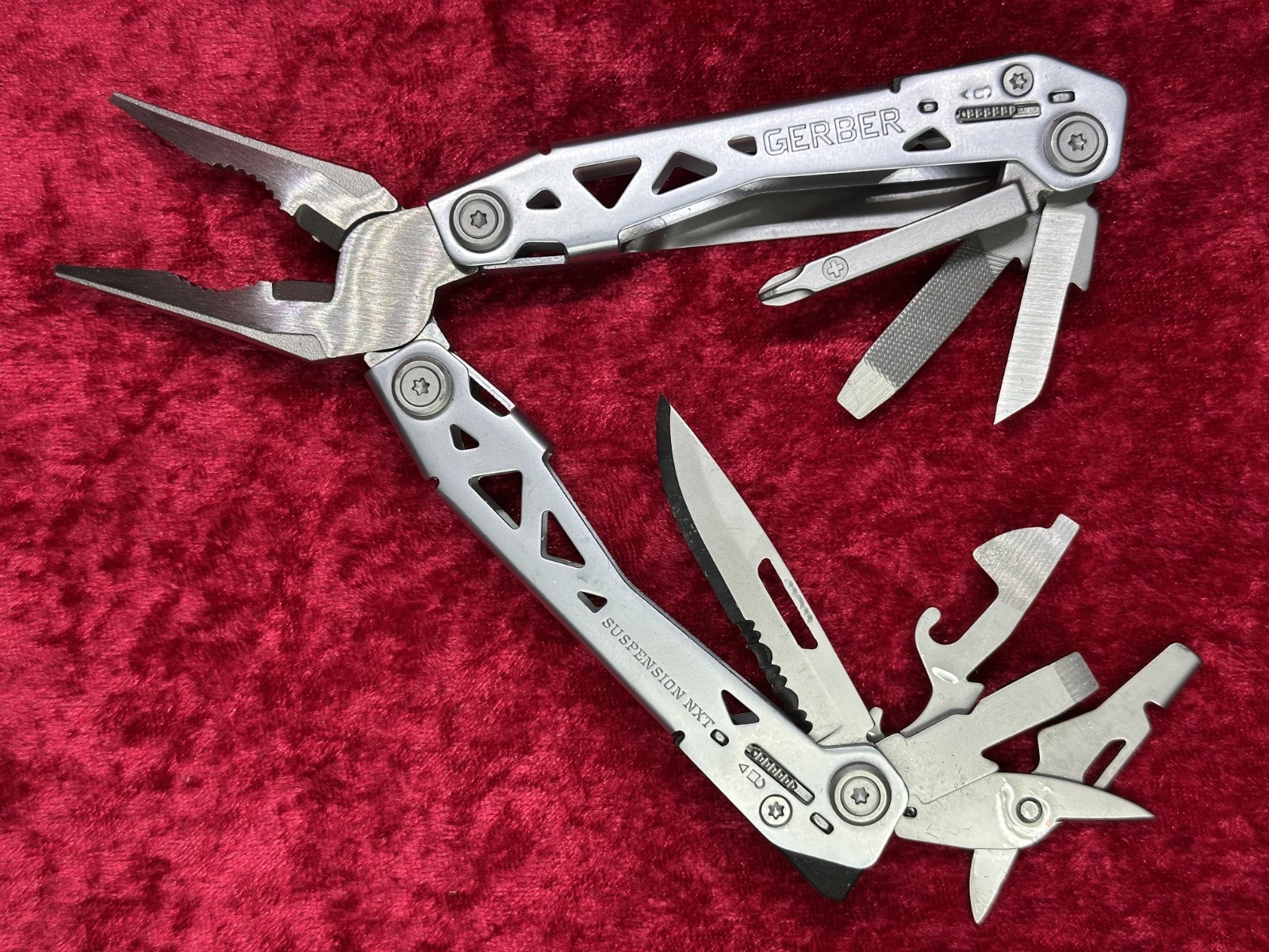 Gerber Suspension NXT Stainless Multi-Tool Pliers No Sheath Random Pick (119)