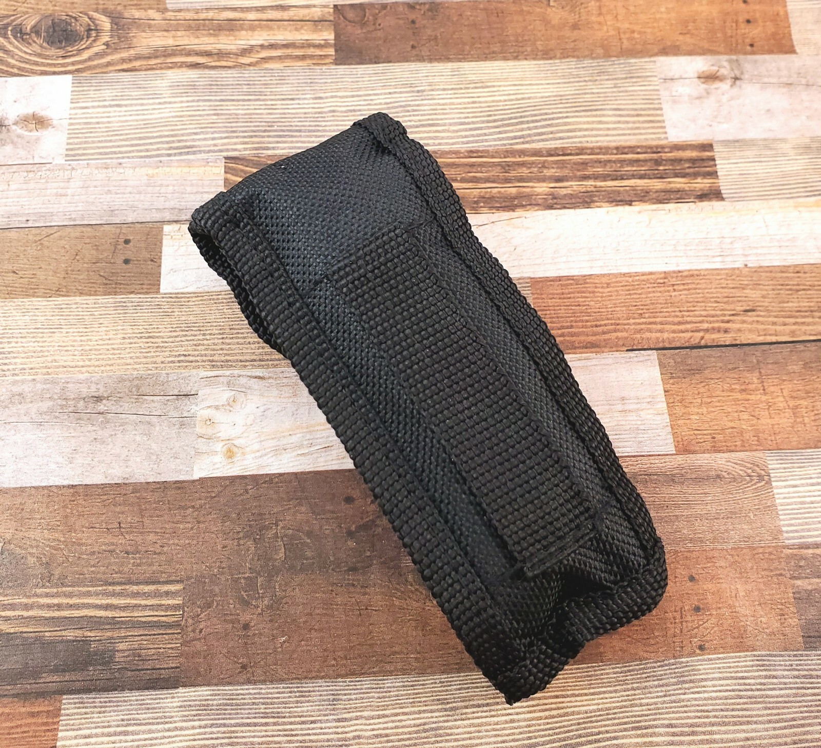 Multi-Tool Stainless Steel Pocket Knife with nylon Belt Holster