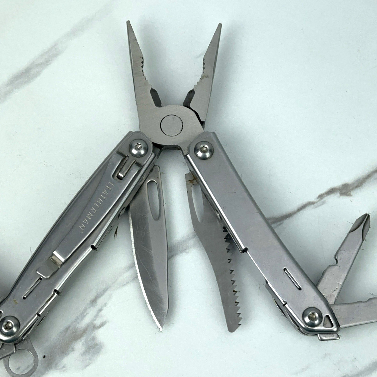 Leatherman Sidekick Multi-Tool, Knife, Pliers, Saw, Stainless *DATED 05/16