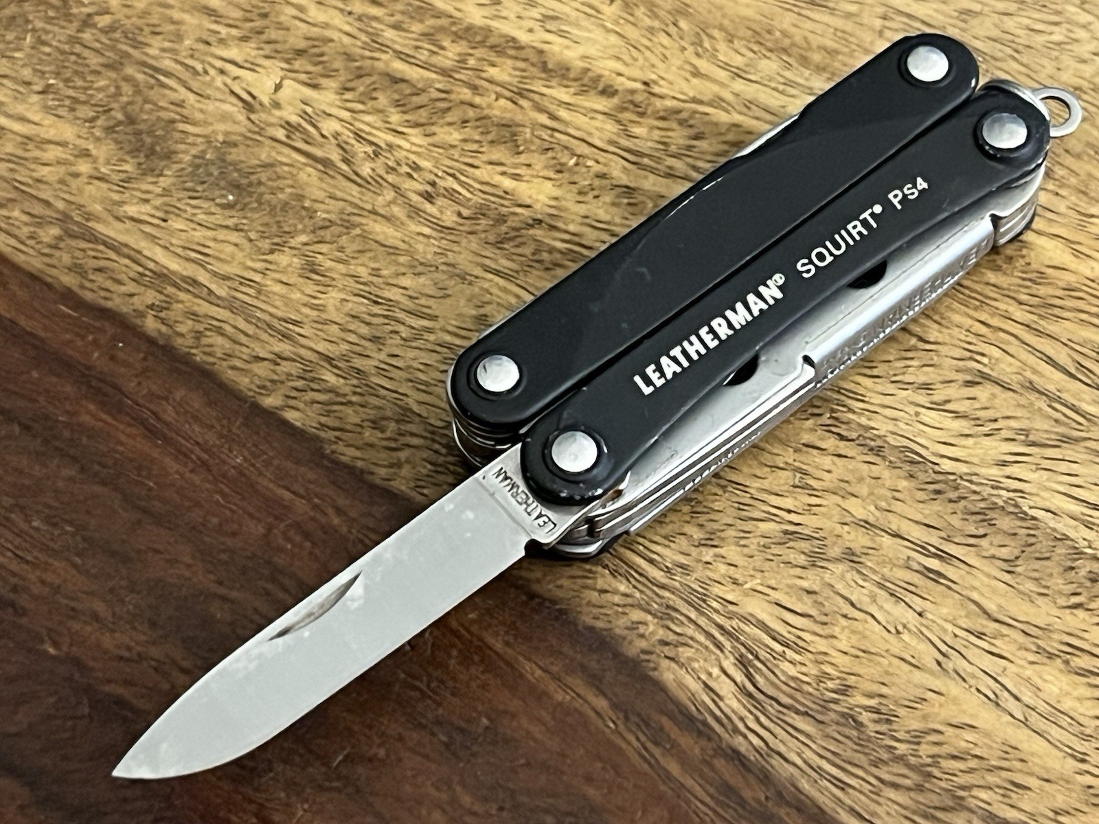 RETIRED Leatherman Squirt PS4 MultiTool Black DISCONTINUED SUPER NICE!
