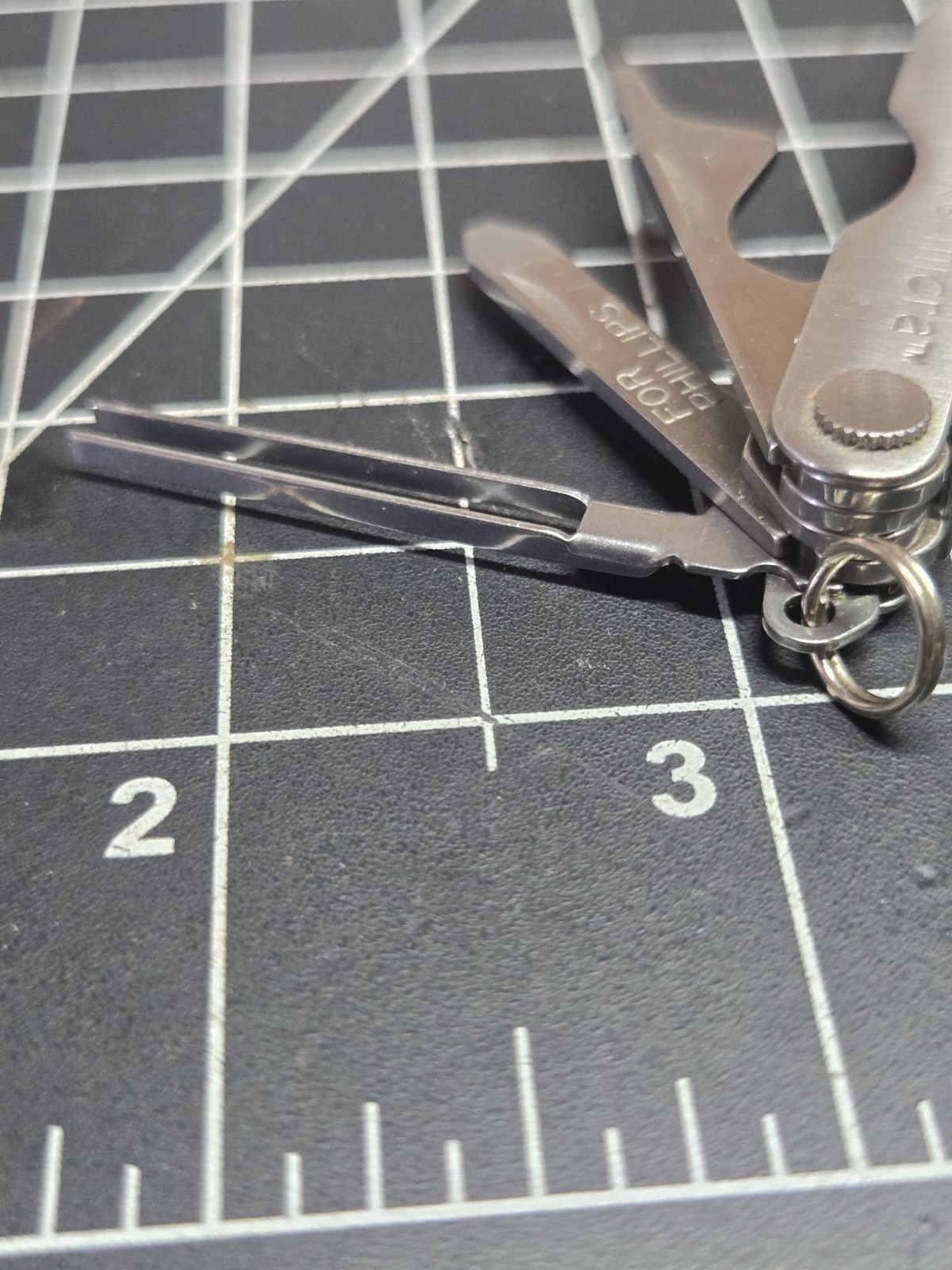 Leatherman Micra Stainless 10 Multi-Tool Pats Pend Camping Hiking Fishing