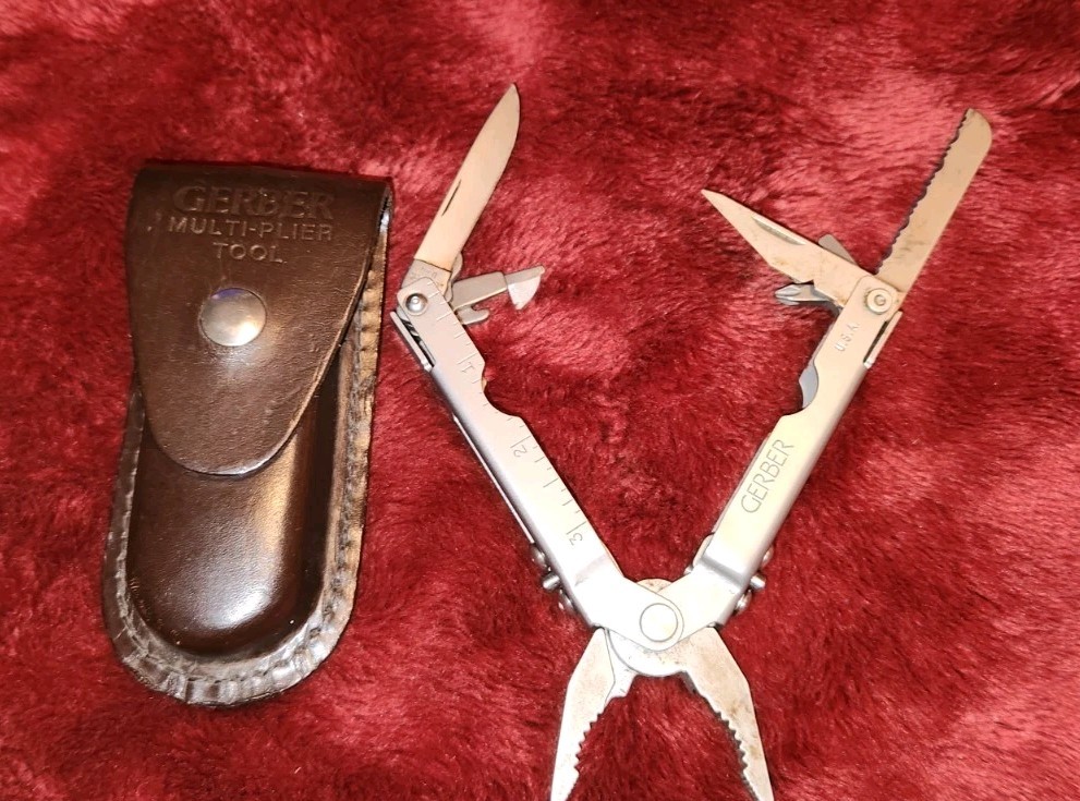 Gerber Multi Plier Tool Knife With Leather Belt Case Sheath Holder Early Run VTG