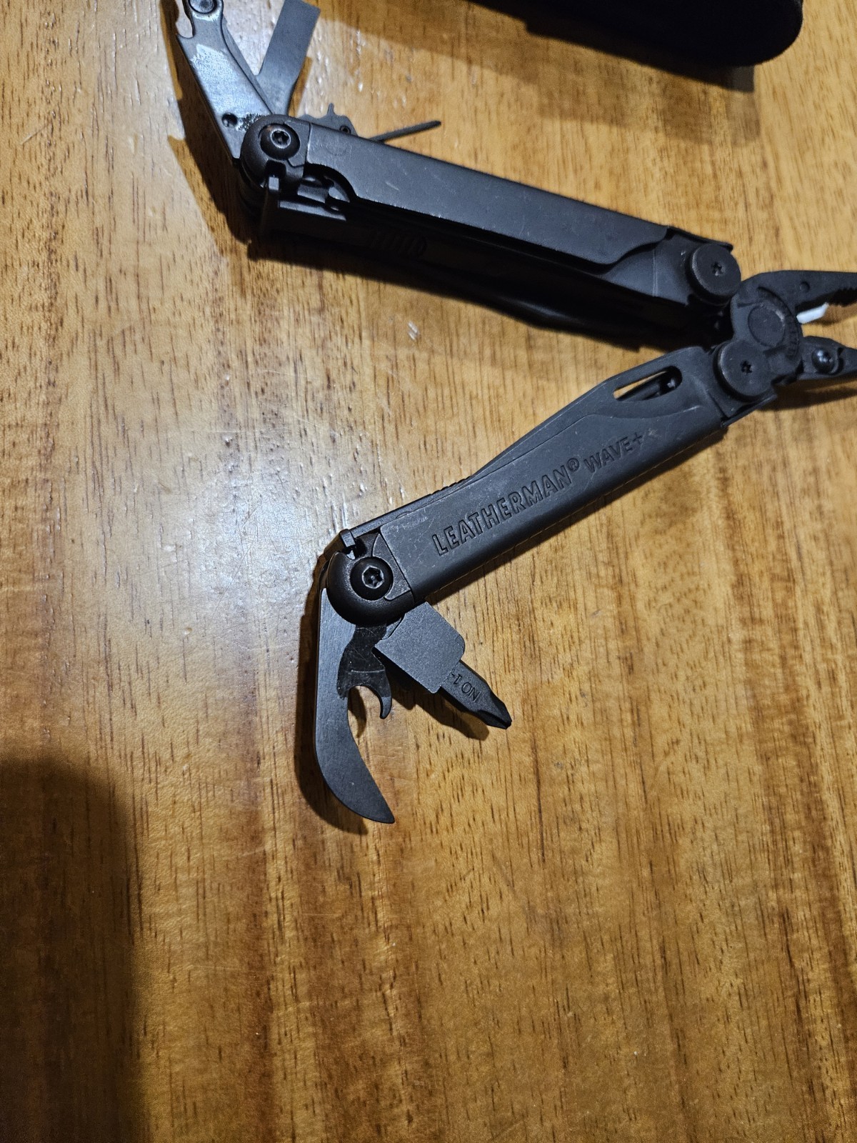 Leatherman Wave Plus + Multi-Tool! FAST SHIPPING! BLACK OXIDE! WITH SHEATH!