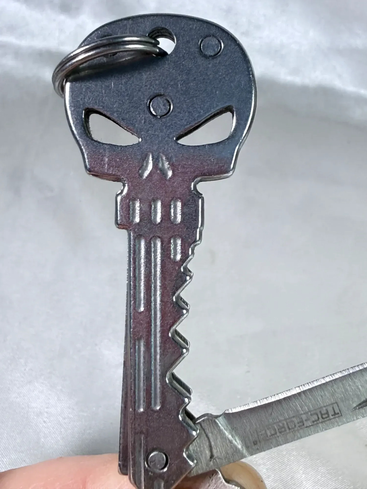 Tac-Force Skull Key Folding Knife TF-920 Mini Pocket Multitool Stainless