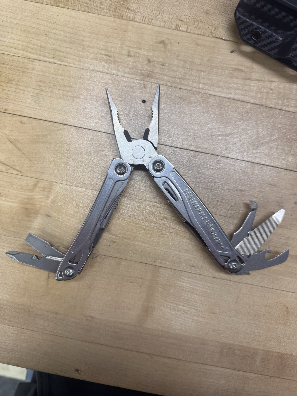 Leatherman Wingman With Clip & Carry Carbon Fiber Sheath