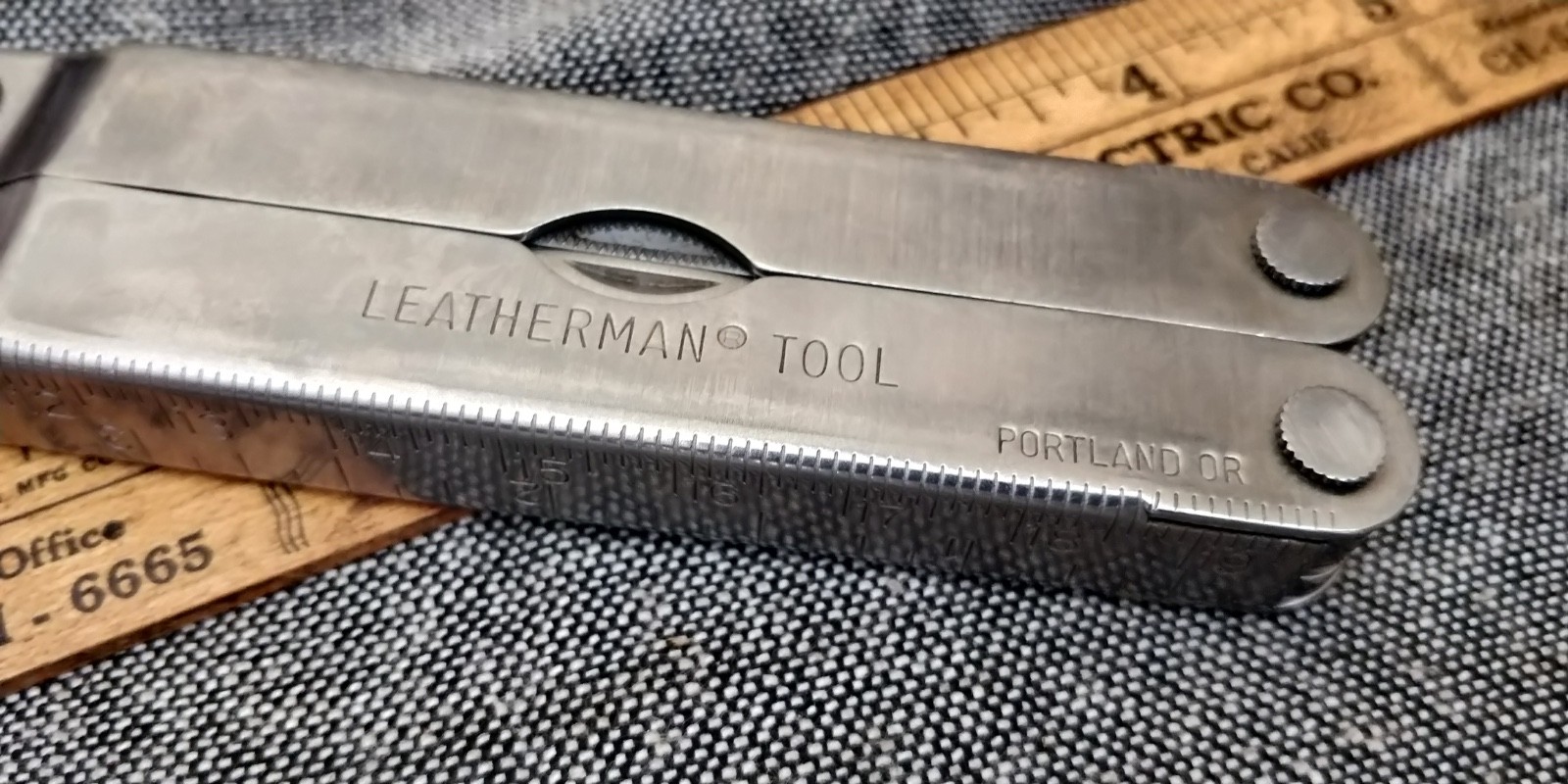 UNUSED 2004 Leatherman Multi-Tool Portland OR.