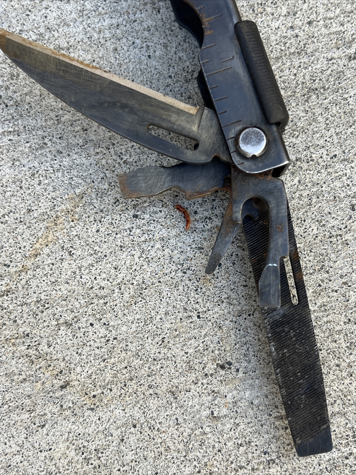 Gerber MP600 Multi-Tool Multi-Plier Black Oxide ( See Pictures )