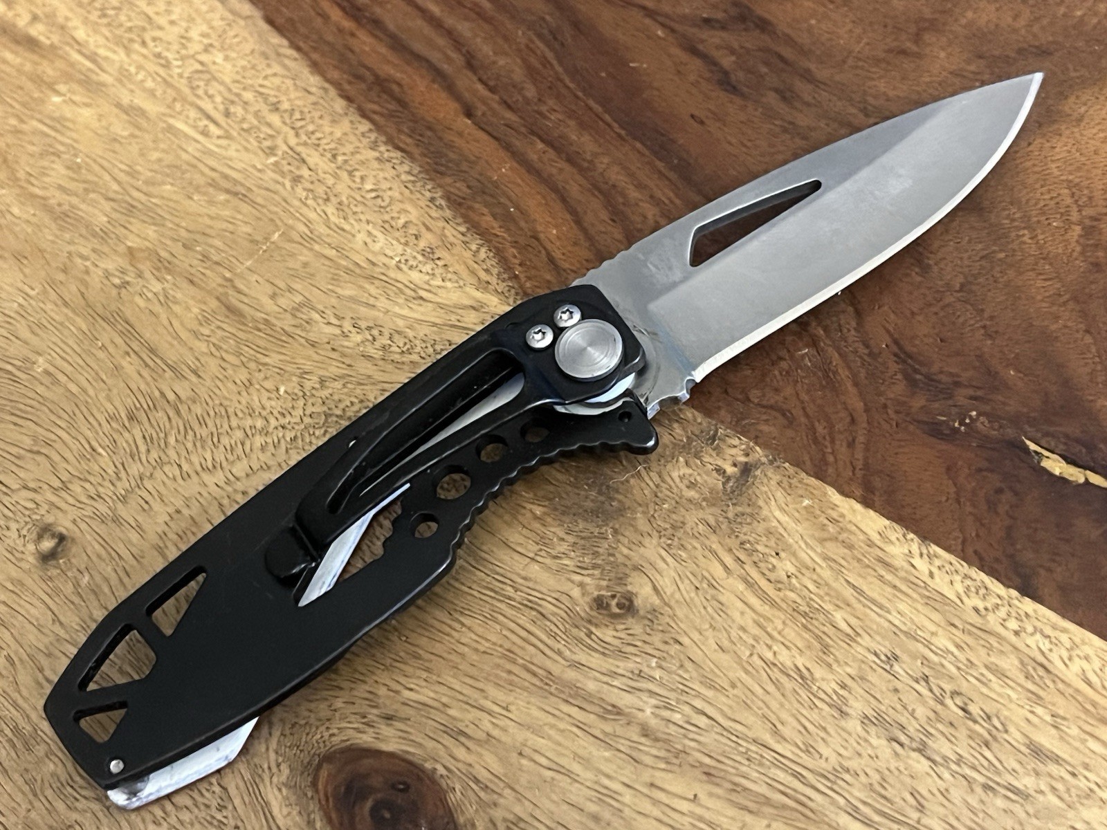 Snap-On BLACK /RED Pocket Knife SUPER NICE!! TSA Confiscated ~TASKCo