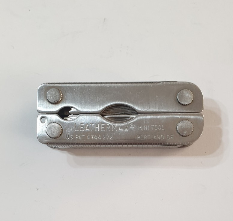 🔥🔥🔥 Leatherman Mini Rare Retired Multi Tool Keychain Fold to Full Size