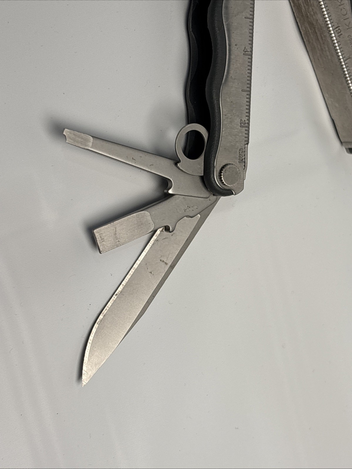 Leatherman Kick Stainless Steel 8 Tool Multi-Tool No Sheath Vintage