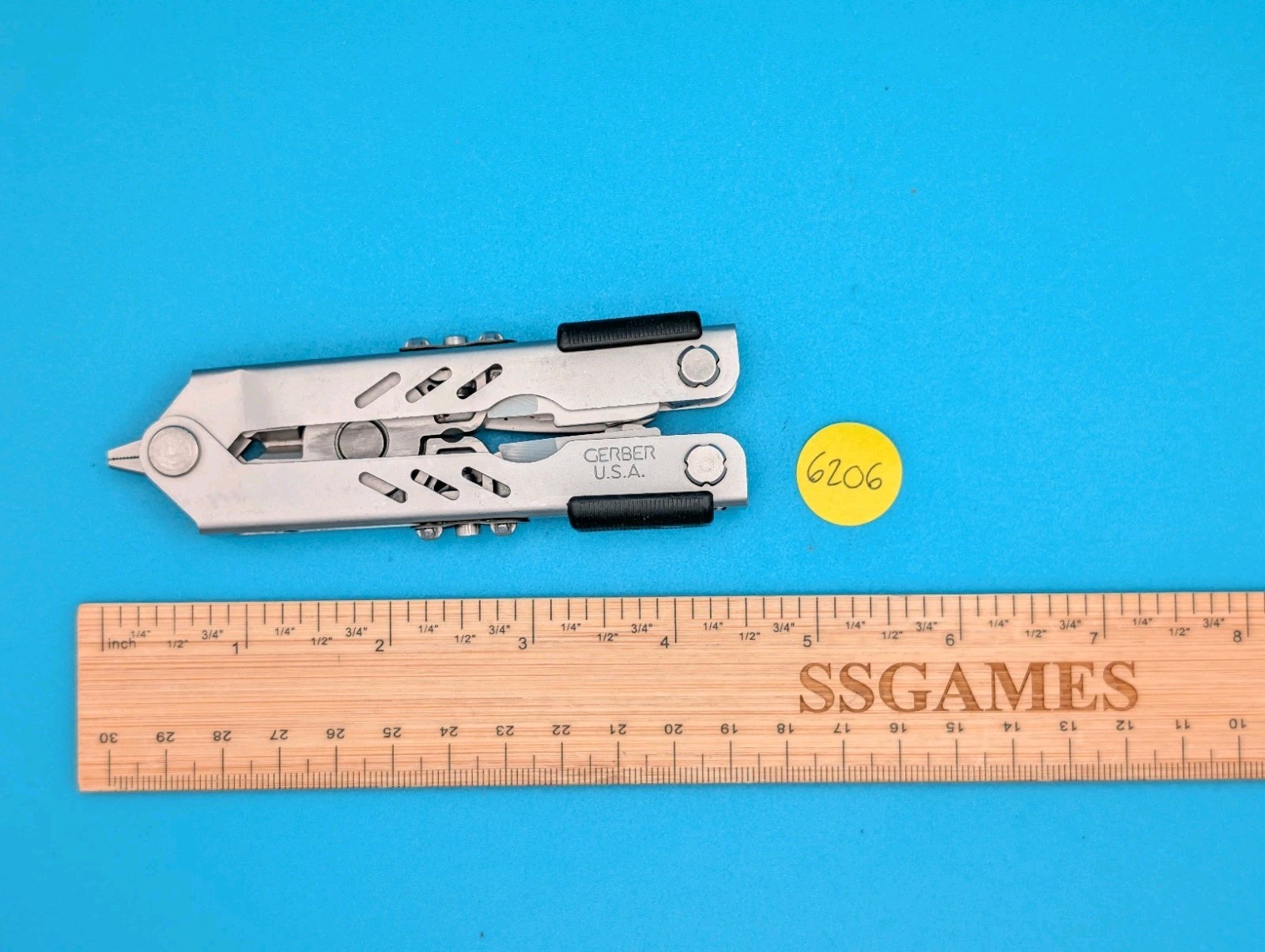 Gerber MP400 Compact Multitool Stainless Steel! With Sheath!