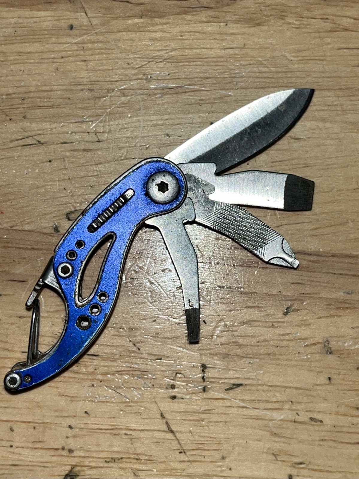 Gerber Curve Mini Multi-Tool, Blue/Silver, Knife Carabiner Bottle Opener
