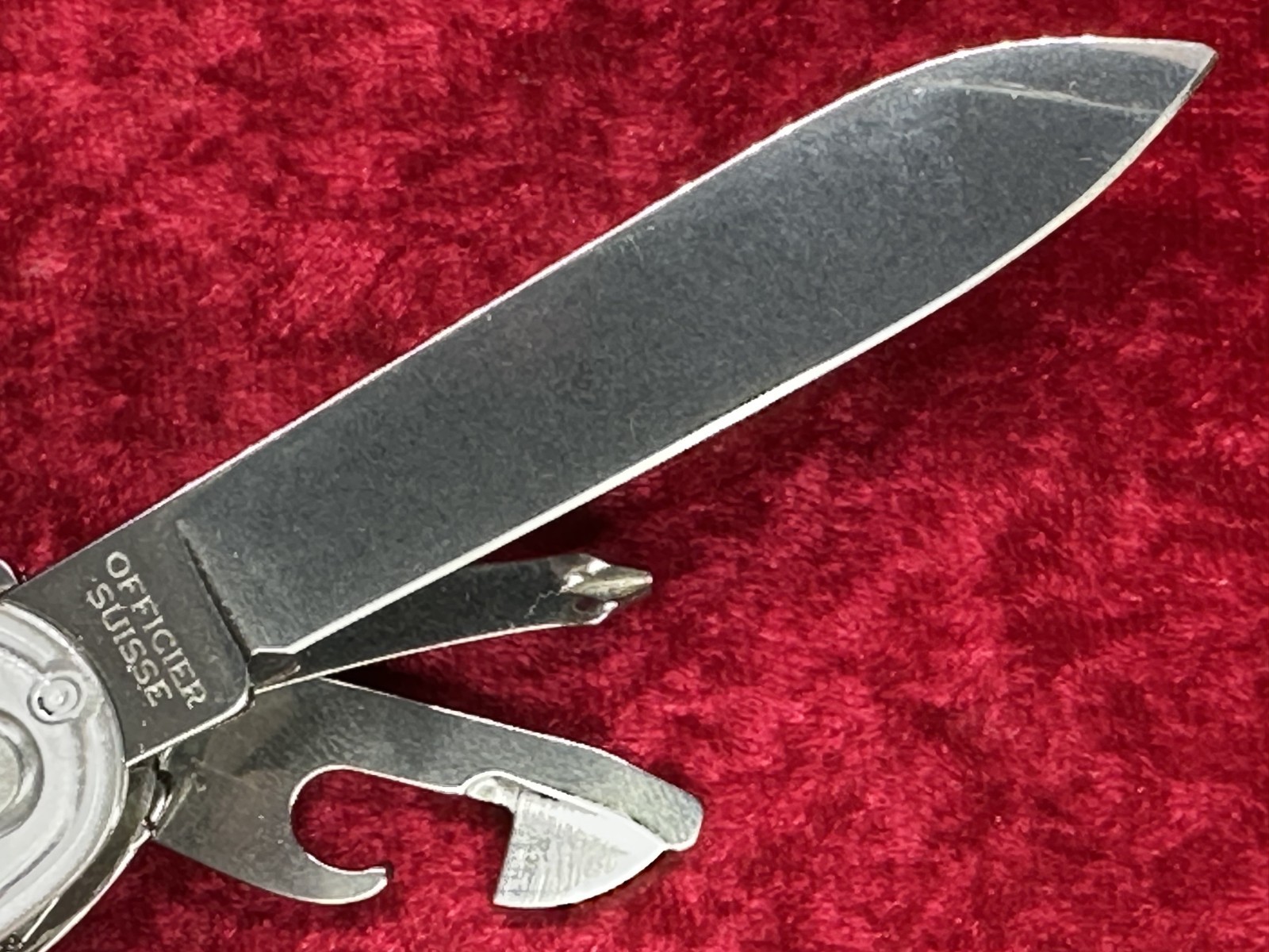 Victorinox SwissChamp SilverTech Swiss Army Knife 91mm 21 Tool 8 Layer (674)