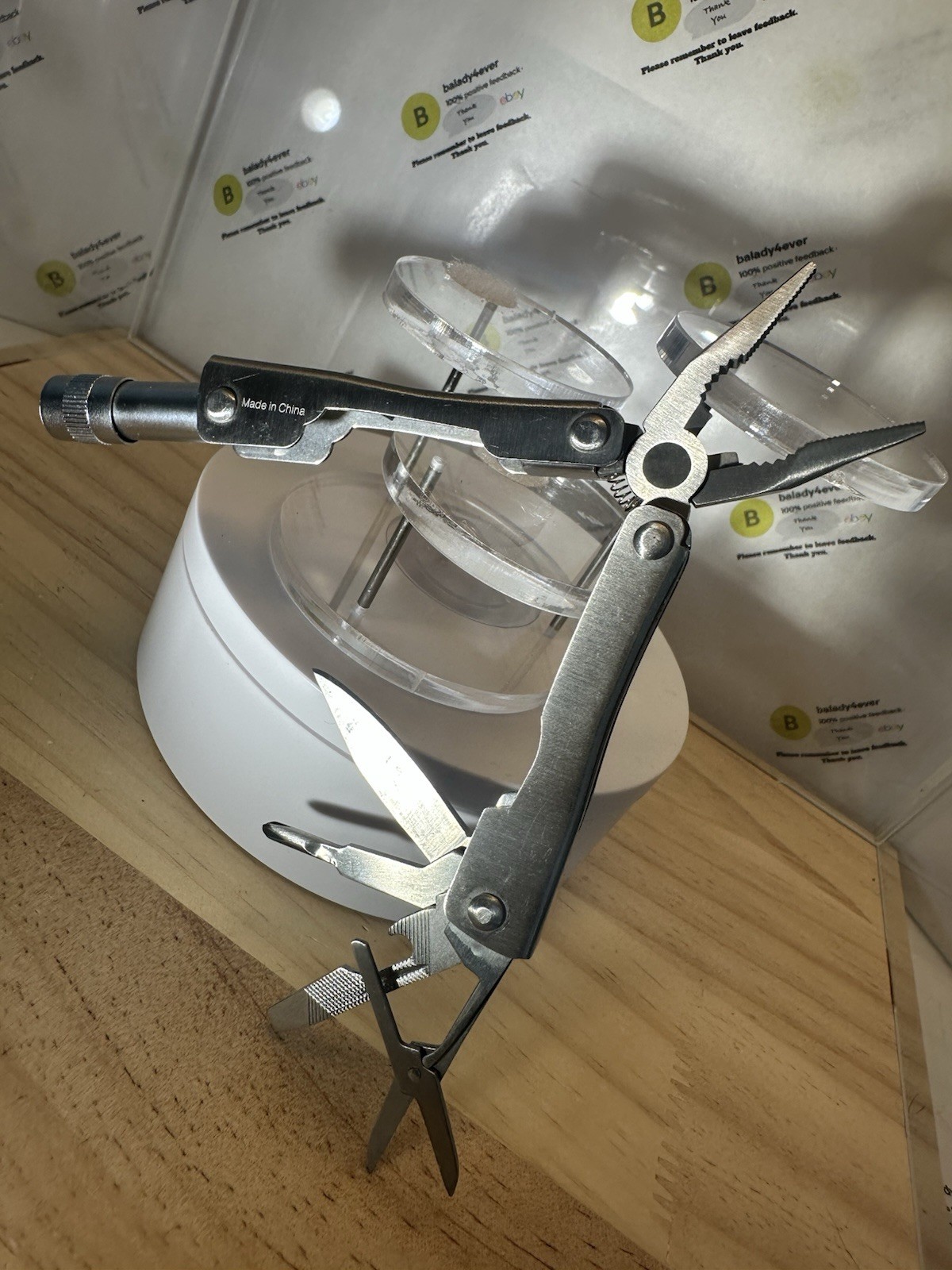 Brookstone 7 in 1 Mini Multitool With Knife Scissors And Pliers Needs Bulb