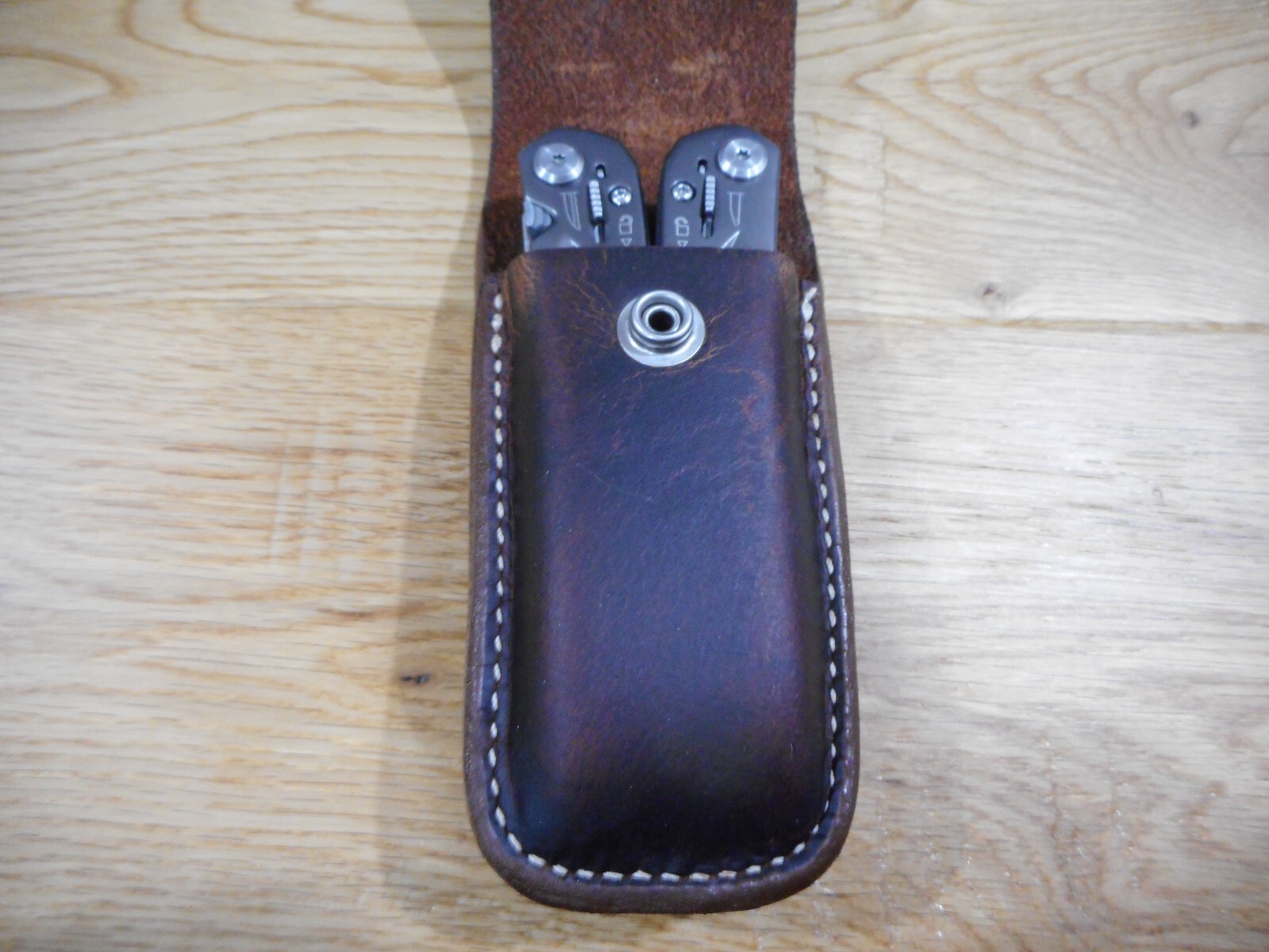 Gerber Suspension. Crazy Horse leather sheath. Buffalo snap. Sheath only.