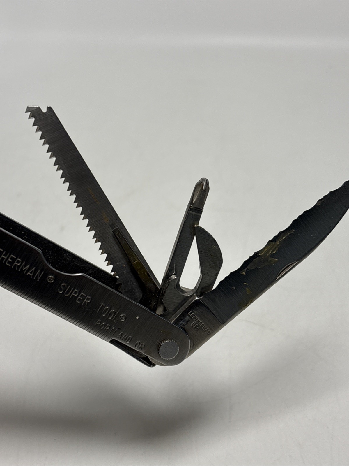 Leatherman Super Tool Multi Tool Pliers Knife Saw Original Supertool