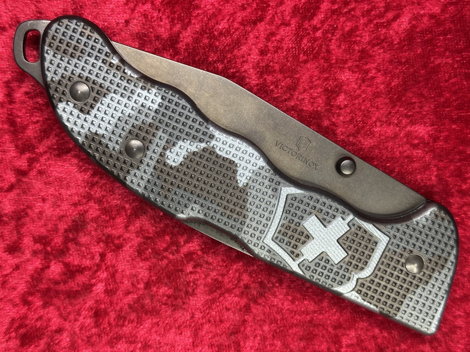 Victorinox Evoke BSH Alox Navy Camo Large Swiss Army Knife w/Pocket Clip (623)
