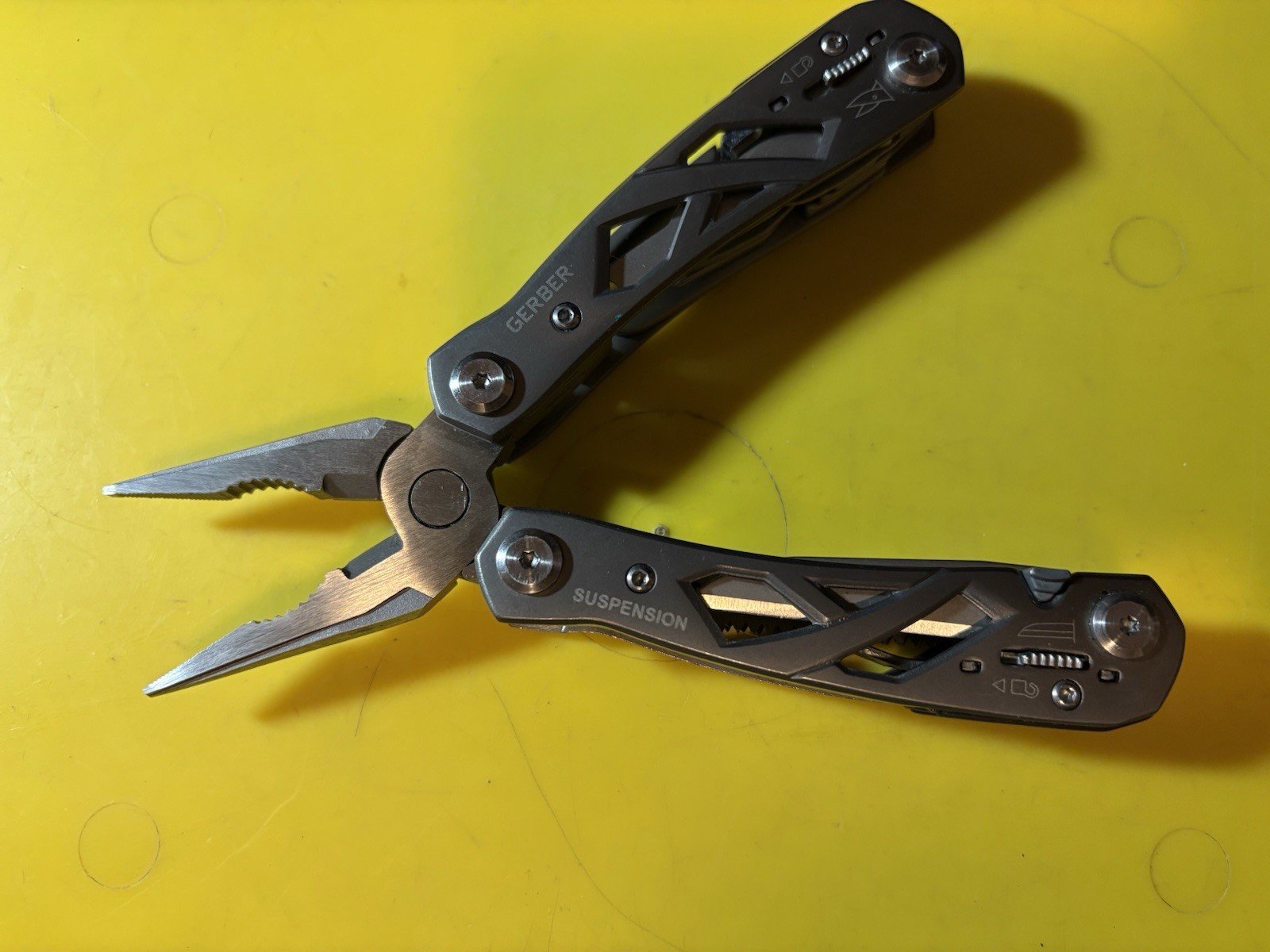 Gerber Suspension NXT Stainless Steel Multi-Tools Gray New WO/Box Never Use LG