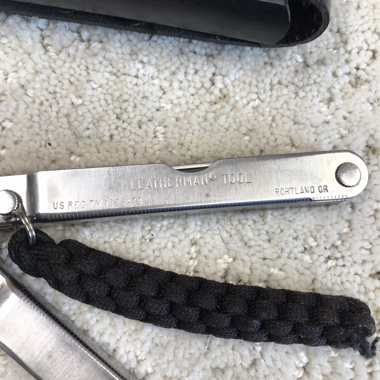 Vtg Leatherman Pocket Survival Multi Tool Classic Pliers Knife 1325473 USA