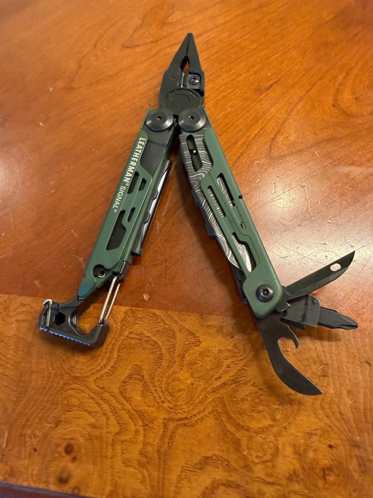 Leatherman SIGNAL TOPO Multi-Tool Green Good Condition (004)
