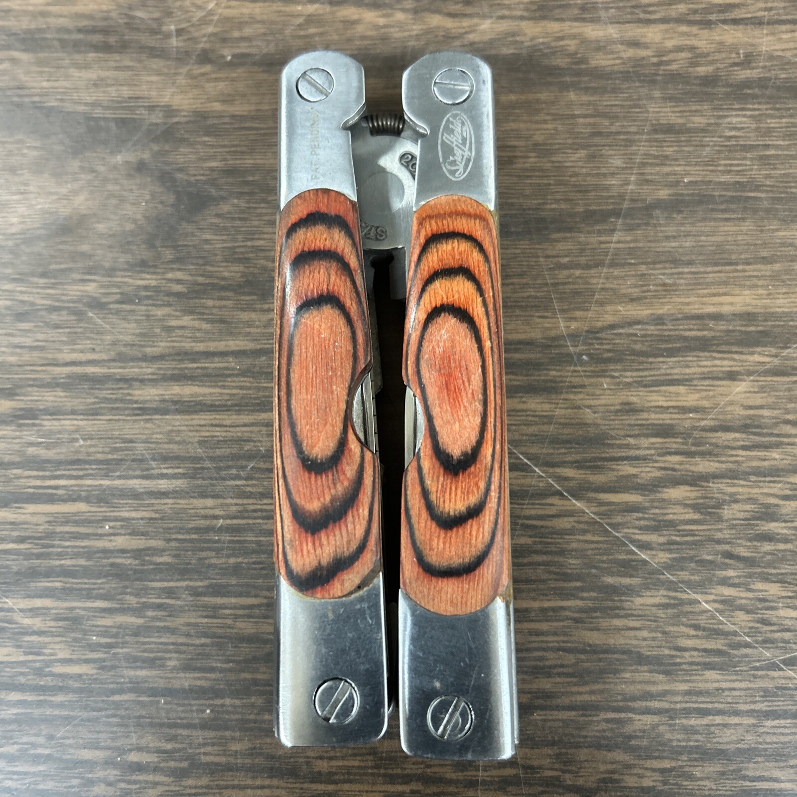 Multi-Tool Sheffield 2CR Wood Grain Handle 12 in 1