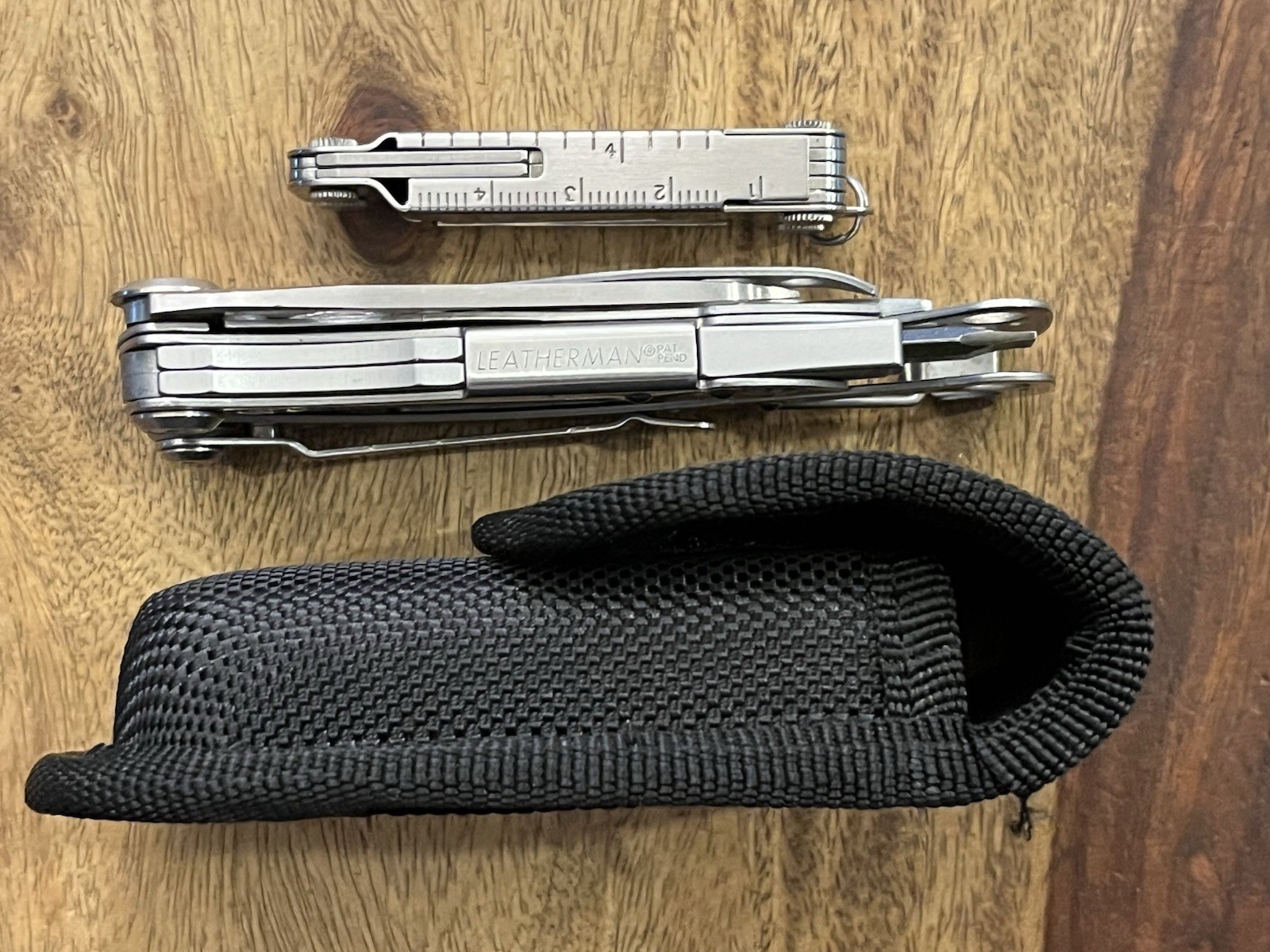 Leatherman Skeletool & MICRA MultiTools SUPER NICE! w/New Sheath