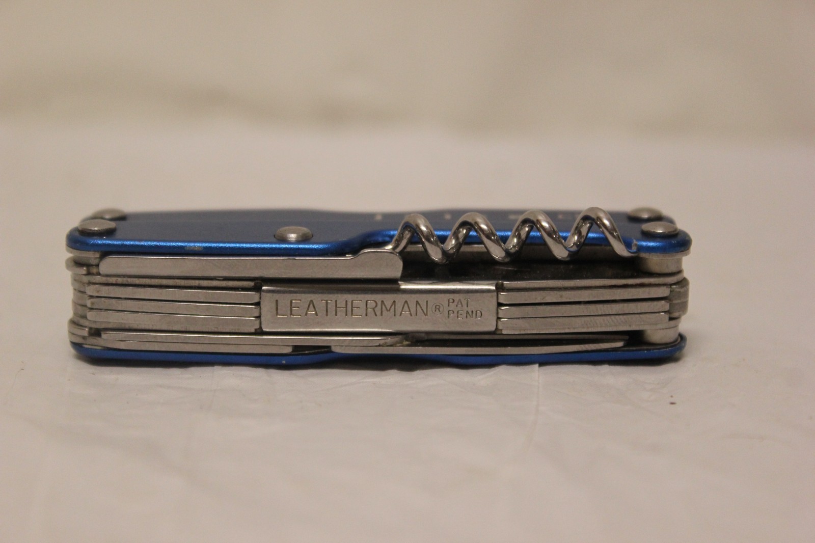 Leatherman Juice CS4 Blue Retired Multi Tool Pliers Knife Great Condition J11