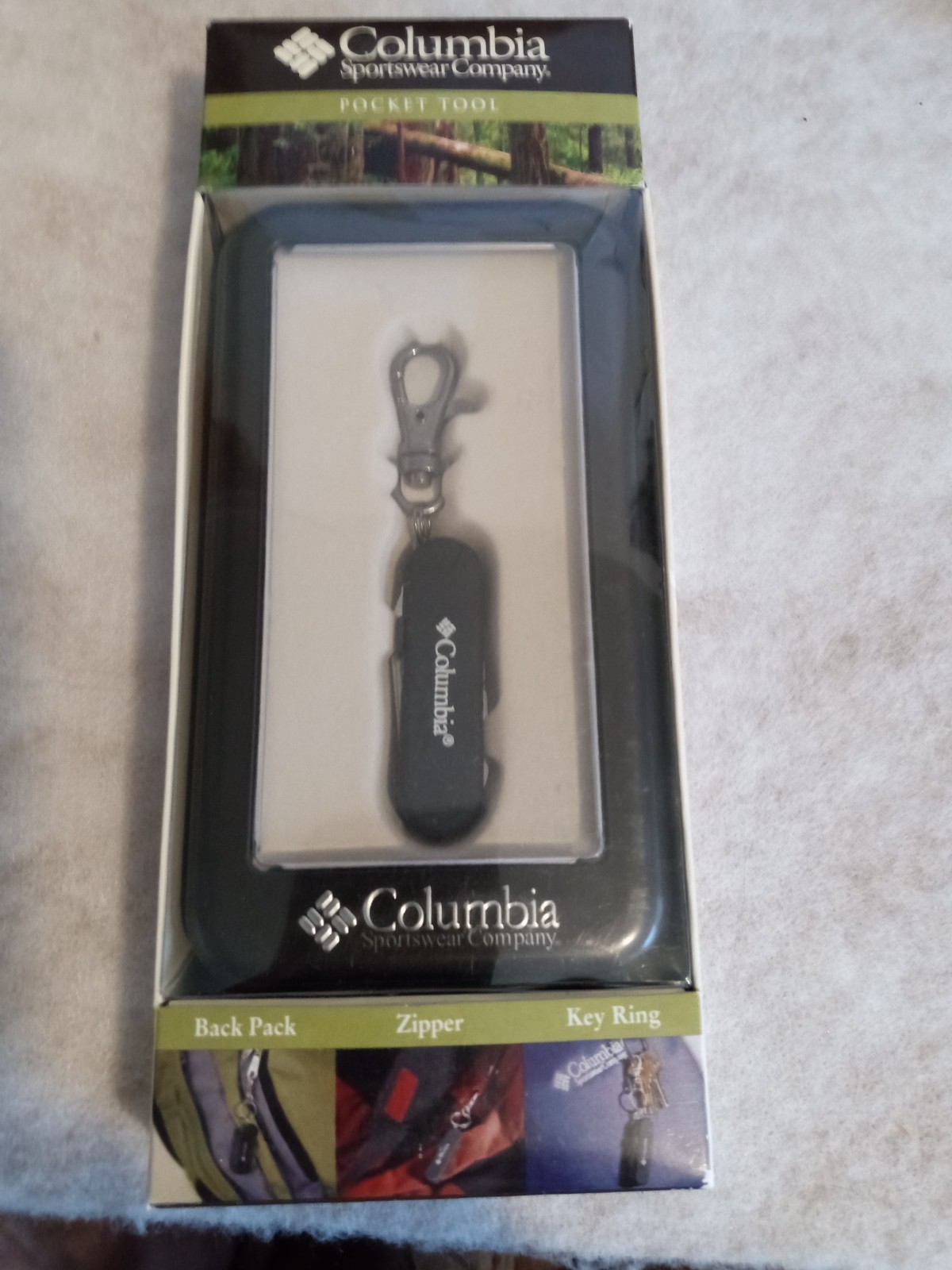 Columbia Multi-Function Pocket Tool- Knife – Scissors – LED Flash-Light NEW – 6