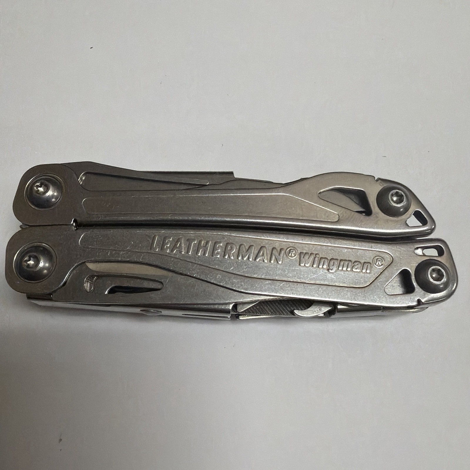 Leatherman Wingman 14 Tools Multi-Tool – Stainless Steel