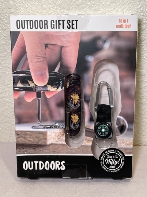 Camouflage Outdoor Gift Set, NOS, 16 in 1 Multitool, Compass & Key Ring